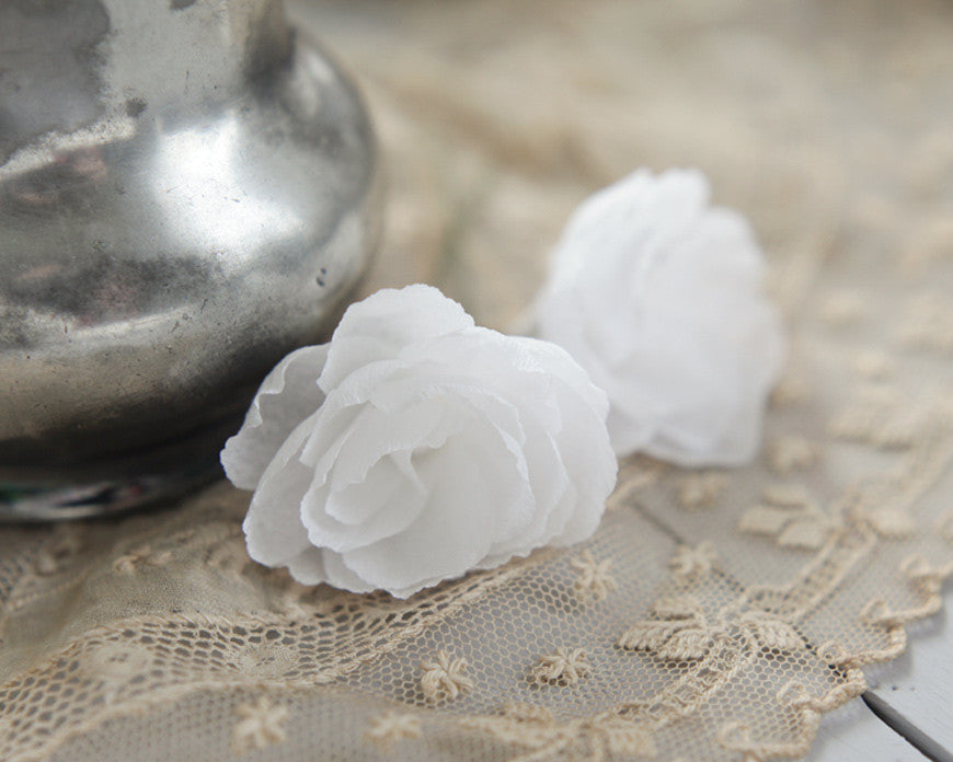 Simple Paper Flowers DIY Tutorial