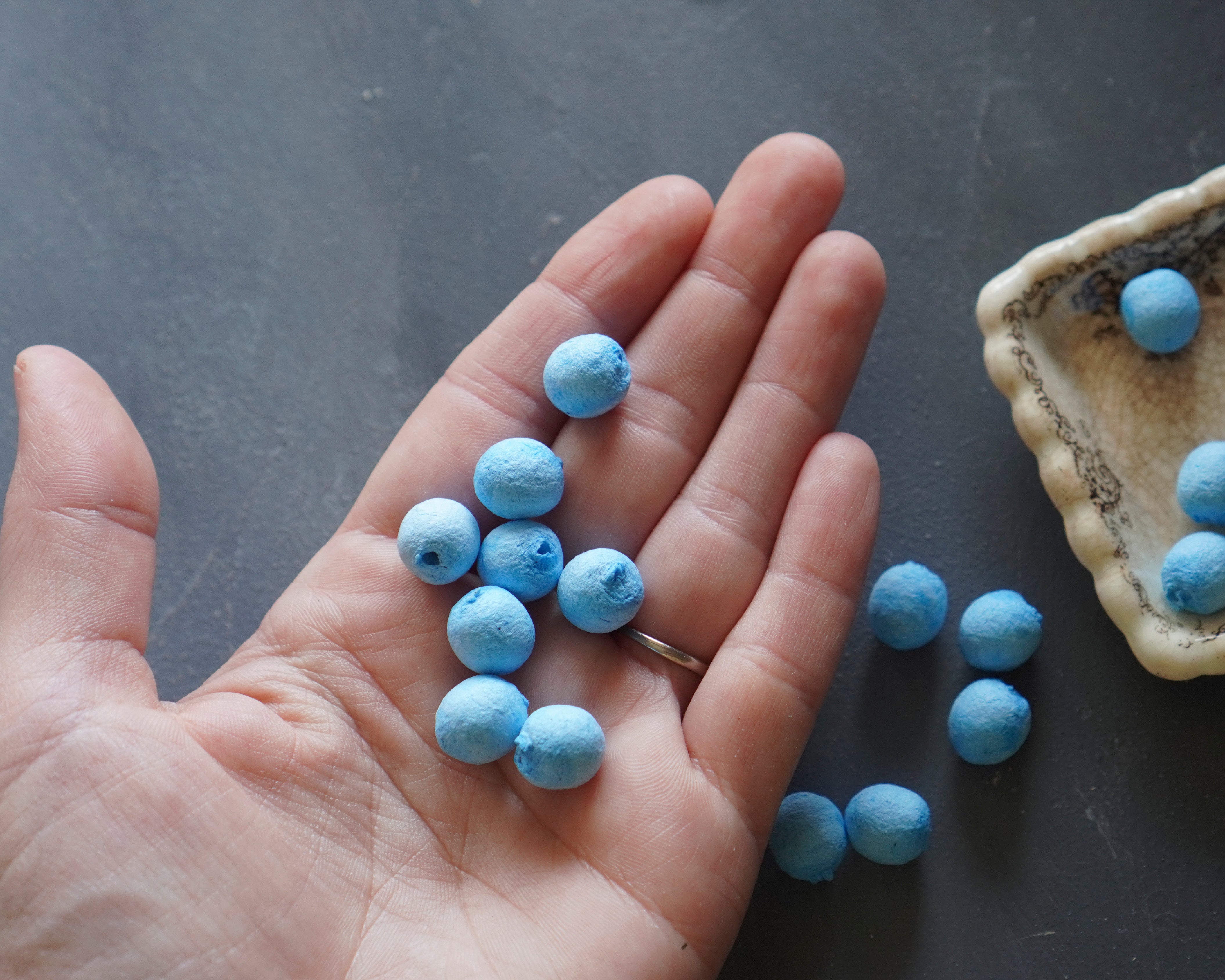 Elf Feet - Blue Tinted Spun Cotton Eggs 12x10mm, 24 Pcs.