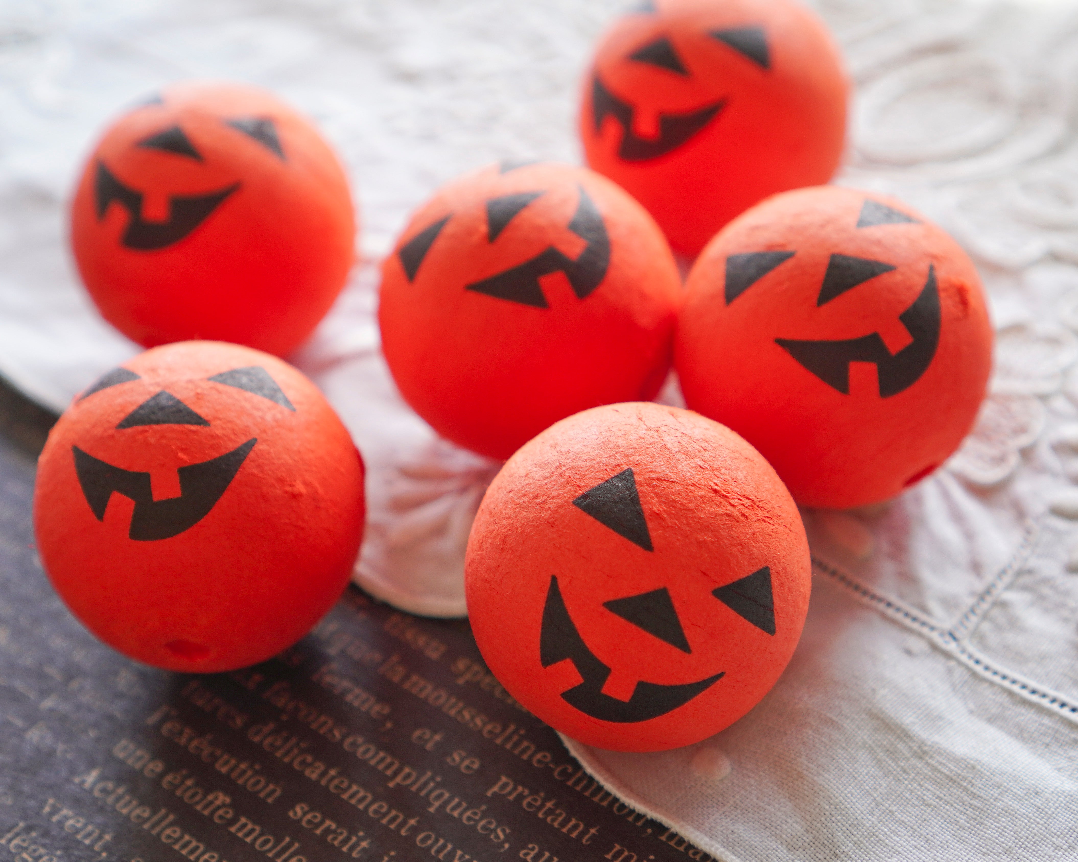 Large Spun Cotton Heads: JACK O' LANTERN - 40mm Vintage Style Pumpkin Heads, 6 Pcs.
