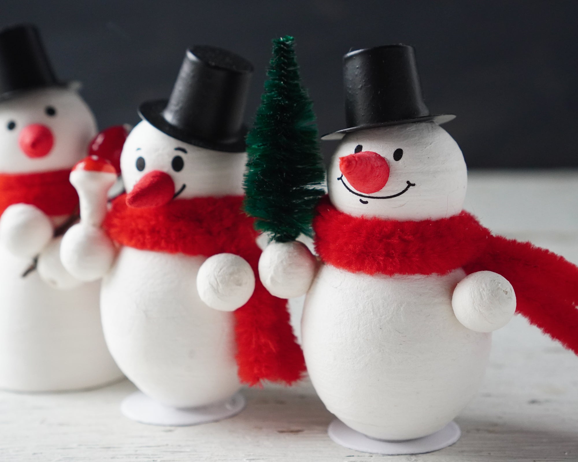 Snowman Craft Kit - DIY Spun Cotton Snowmen Christmas Decorations