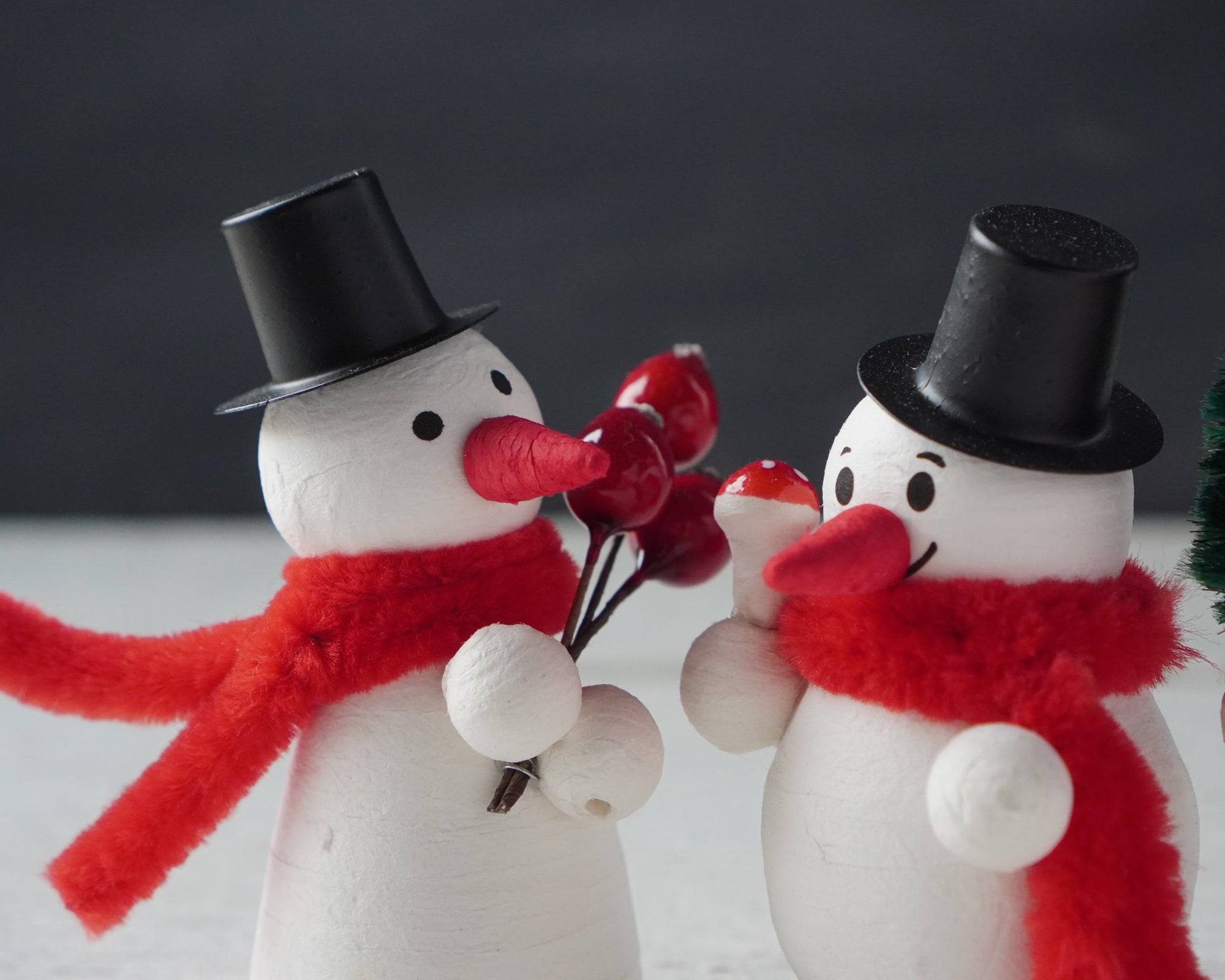Snowman Craft Kit - DIY Spun Cotton Snowmen Christmas Decorations