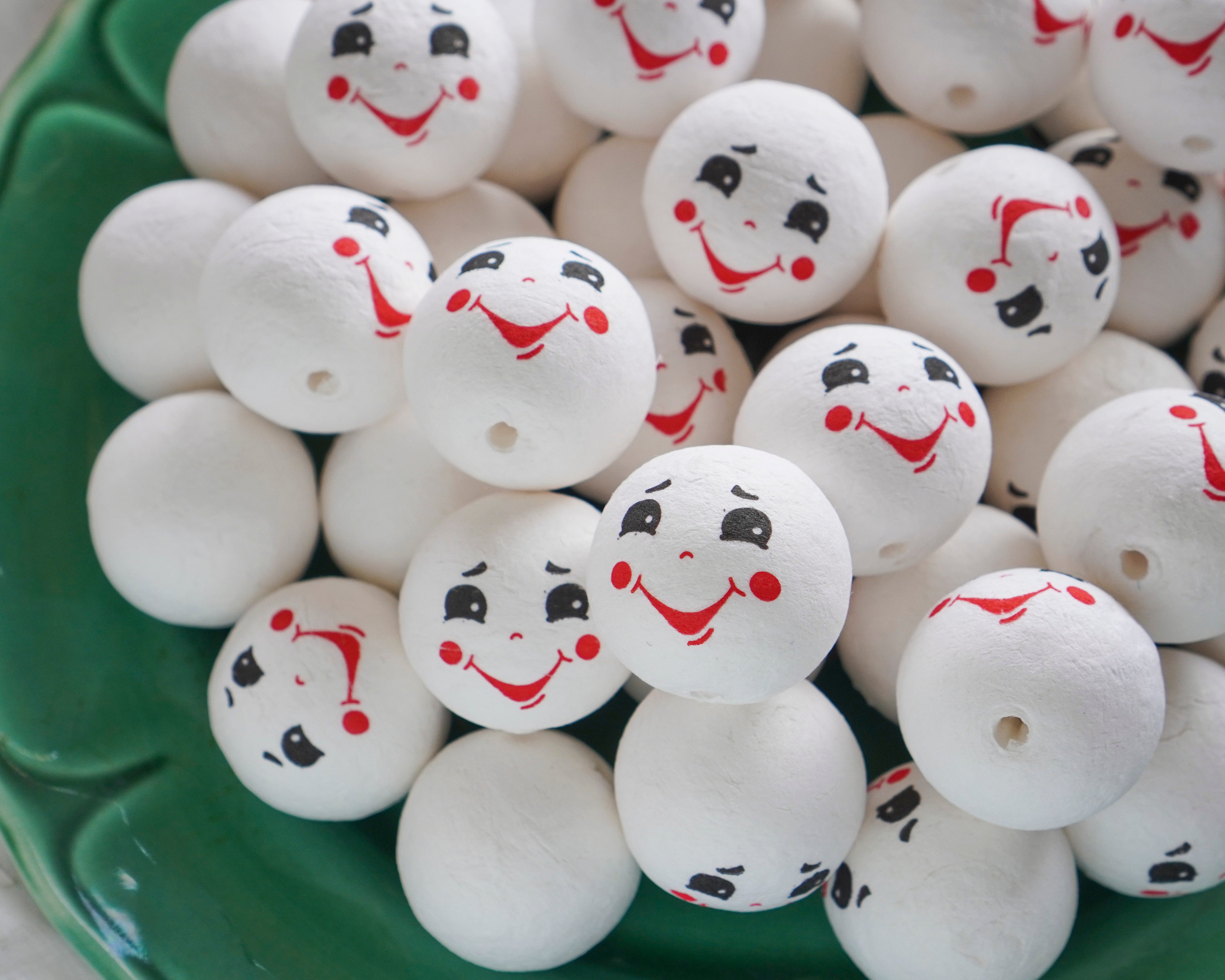Spun Cotton Heads: FROSTY - 30mm Vintage-Style Jolly Snowman Heads with Faces, 12 Pcs.