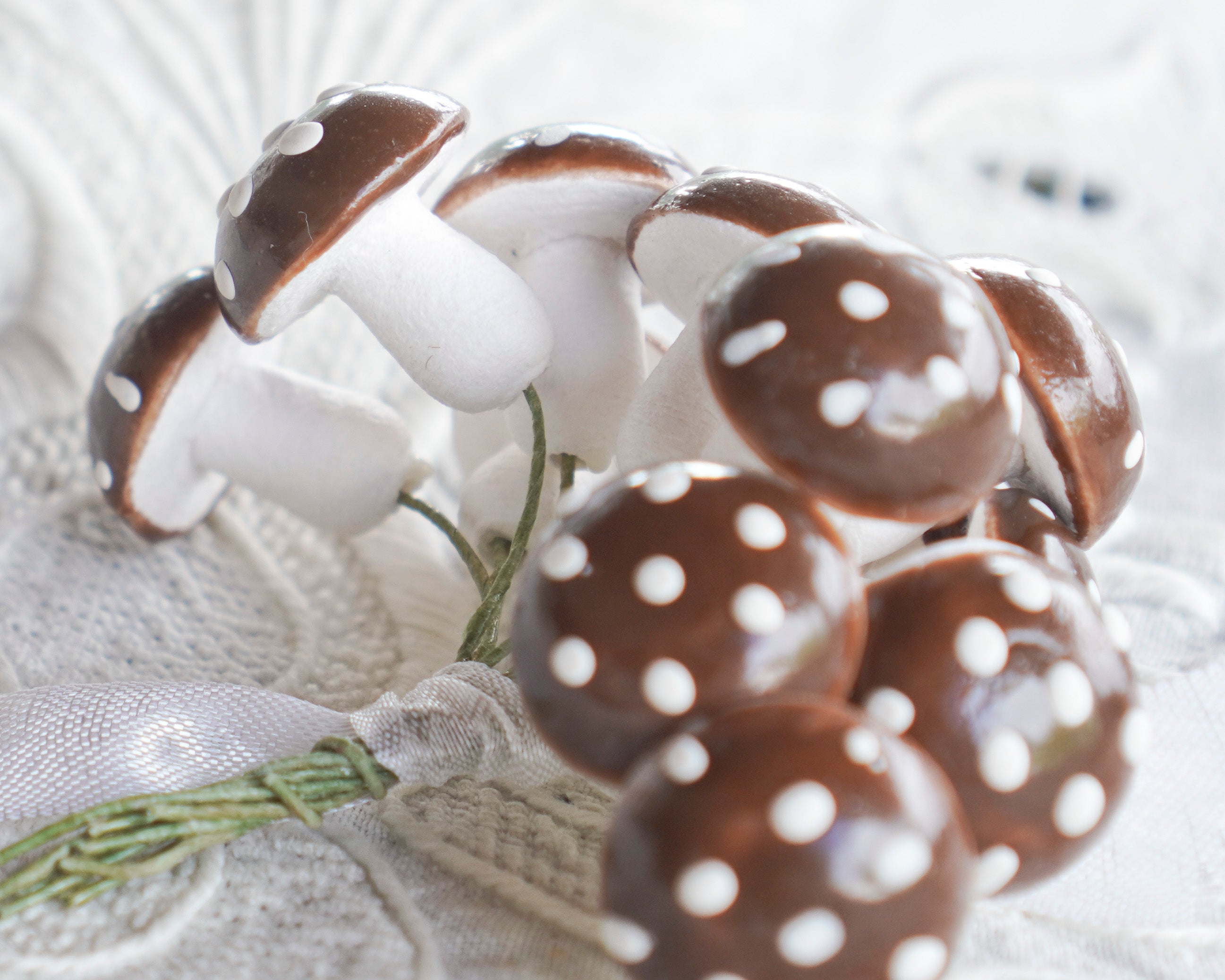 Chocolate Brown Spun Cotton Mushrooms, 18mm, 12 Pcs.