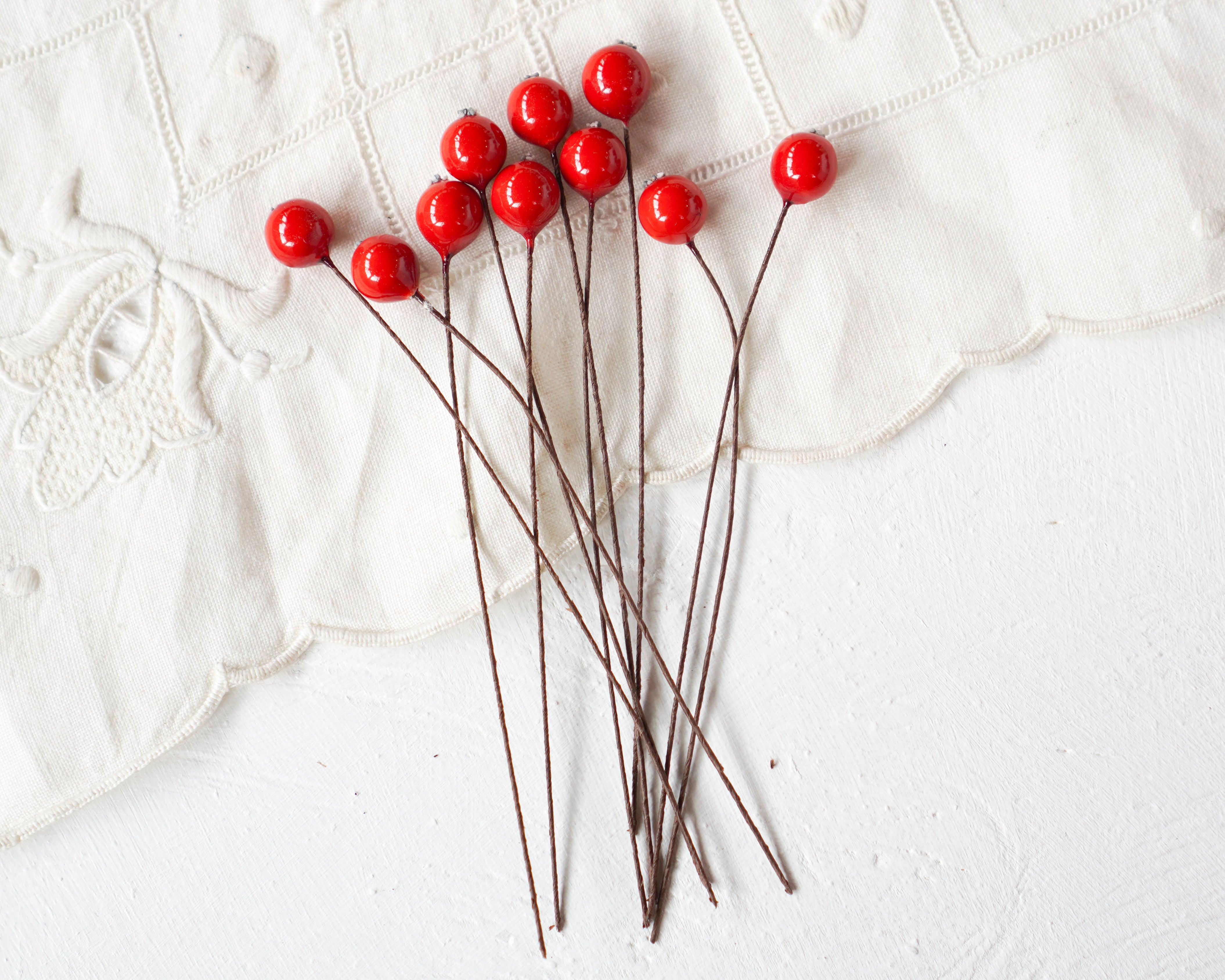 Red Berries - Mini Spun Cotton Berry Picks, 10 Pcs.