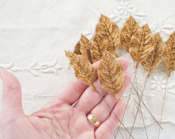 Cinnamon Velvet Leaves, Medium, 10 Pcs.