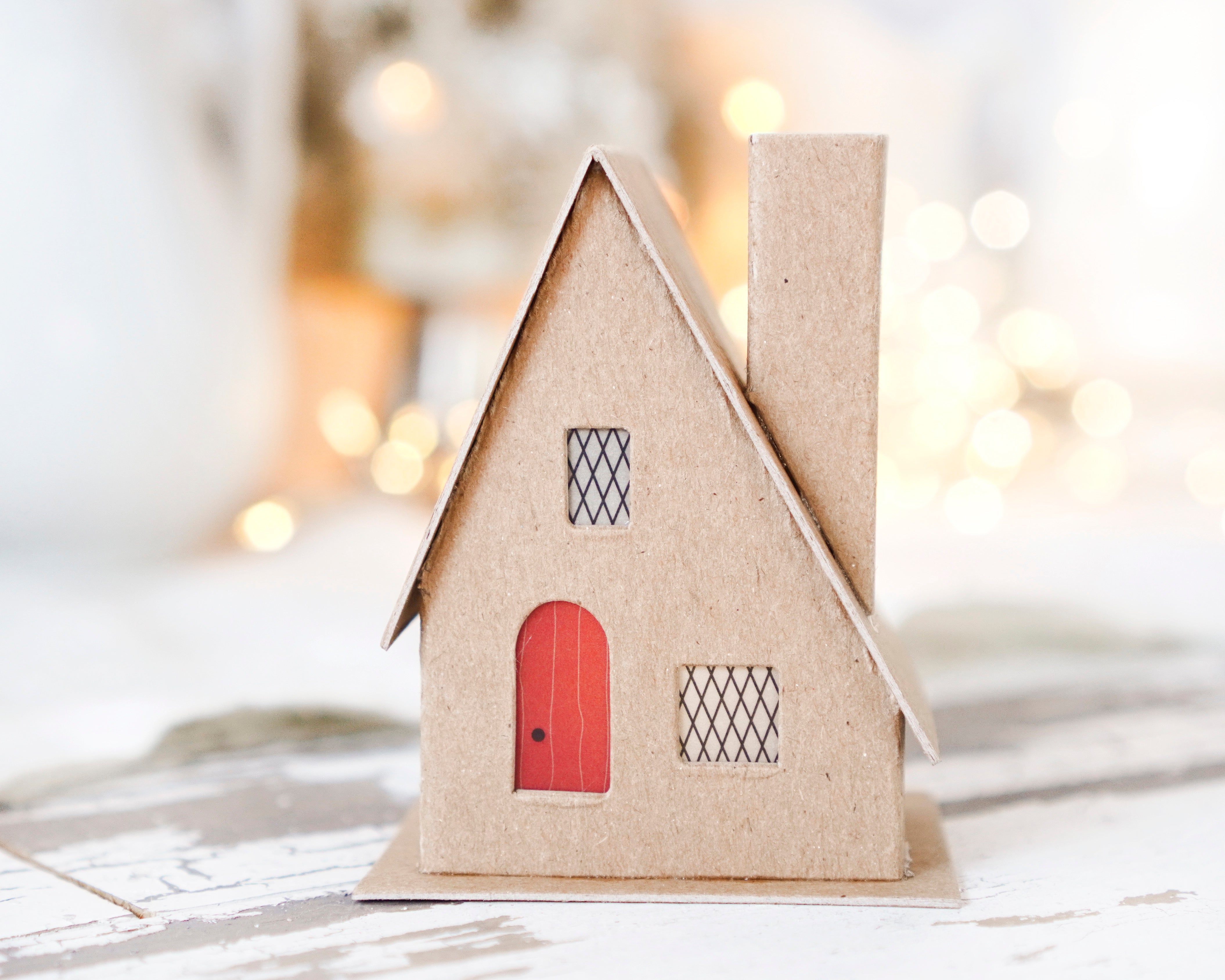 DIY Putz House - Flat Pack Chipboard COZY COTTAGE Kit