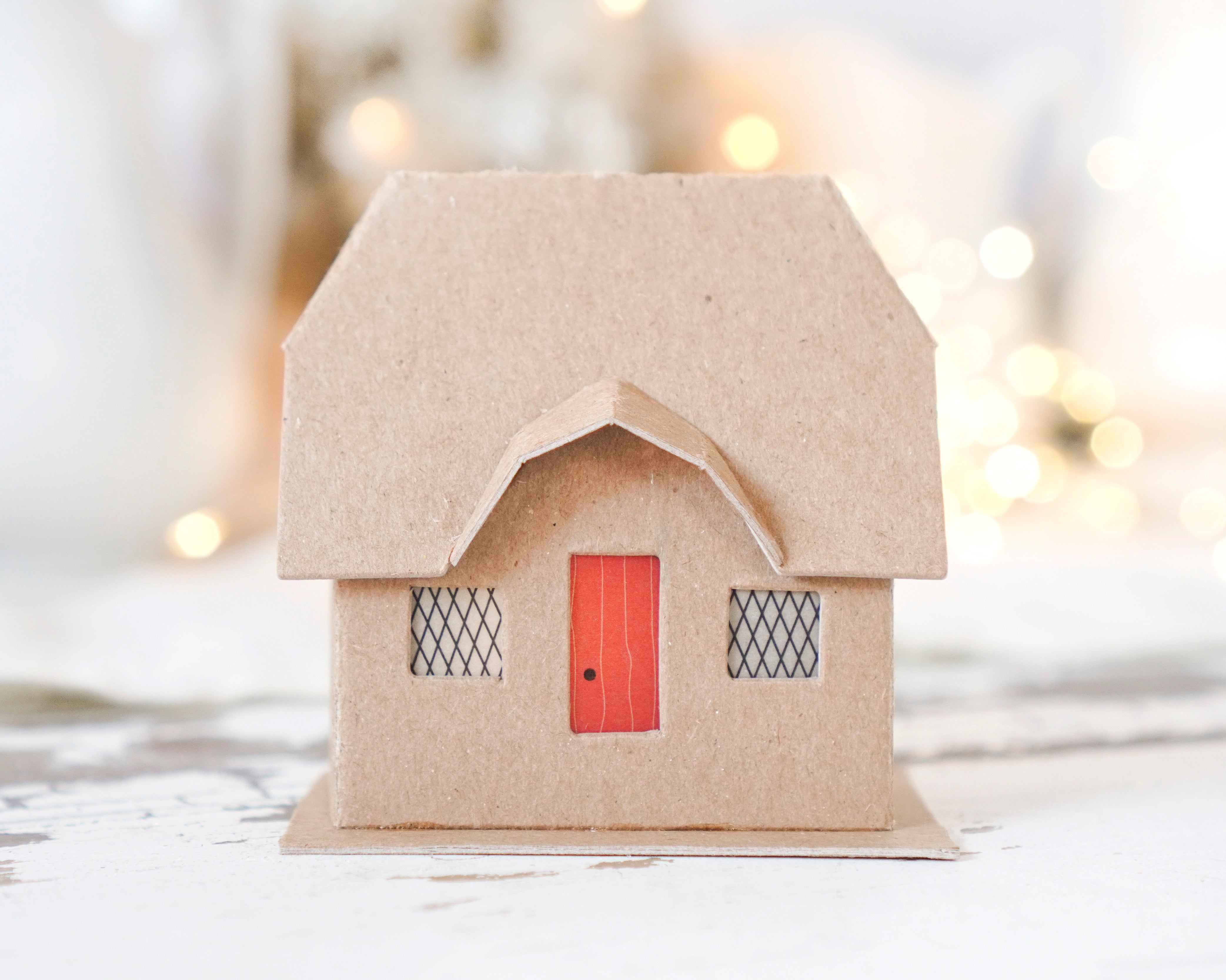 DIY Putz House - Flat Pack Chipboard ENGLISH COTTAGE Kit