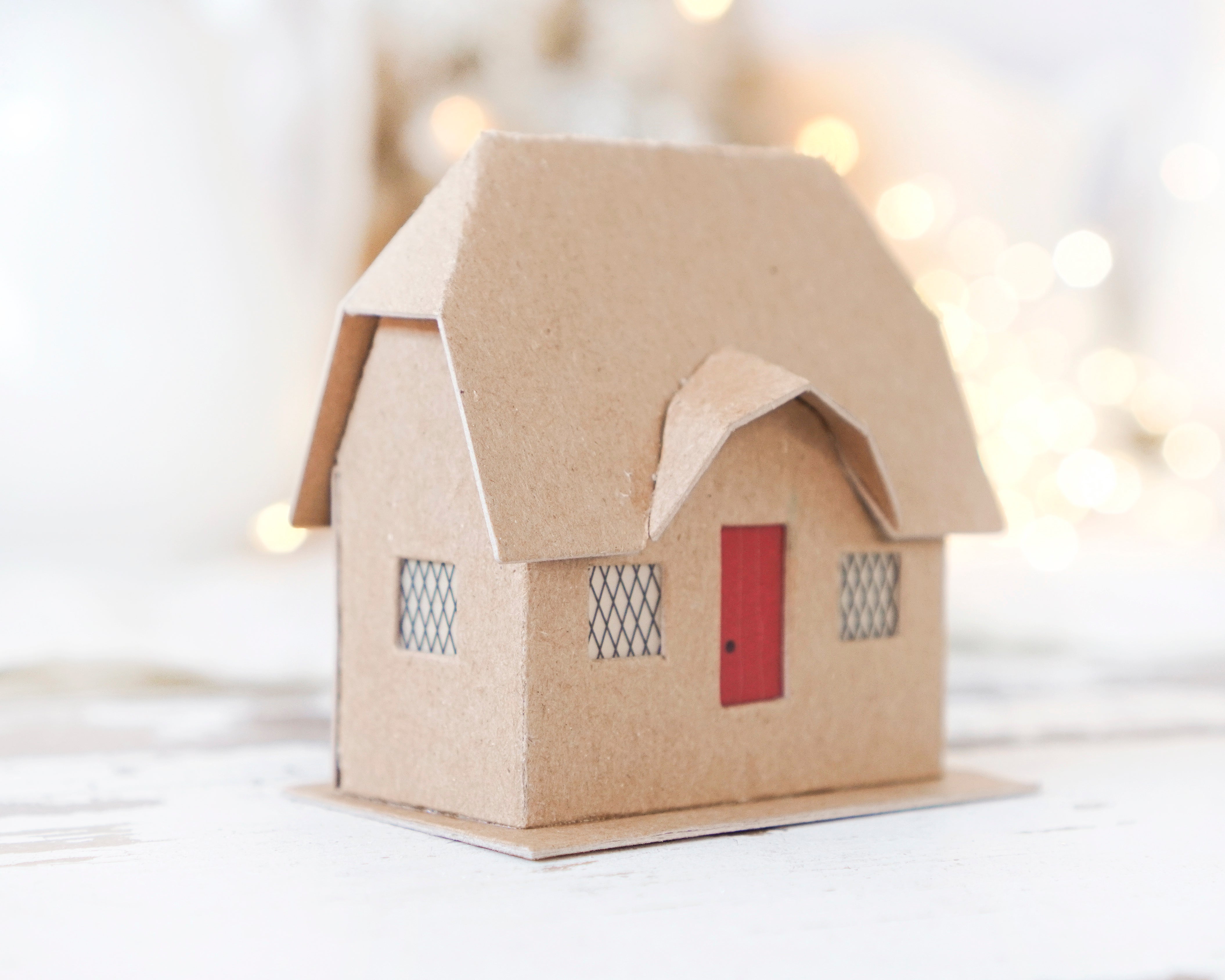 DIY Putz House - Flat Pack Chipboard ENGLISH COTTAGE Kit