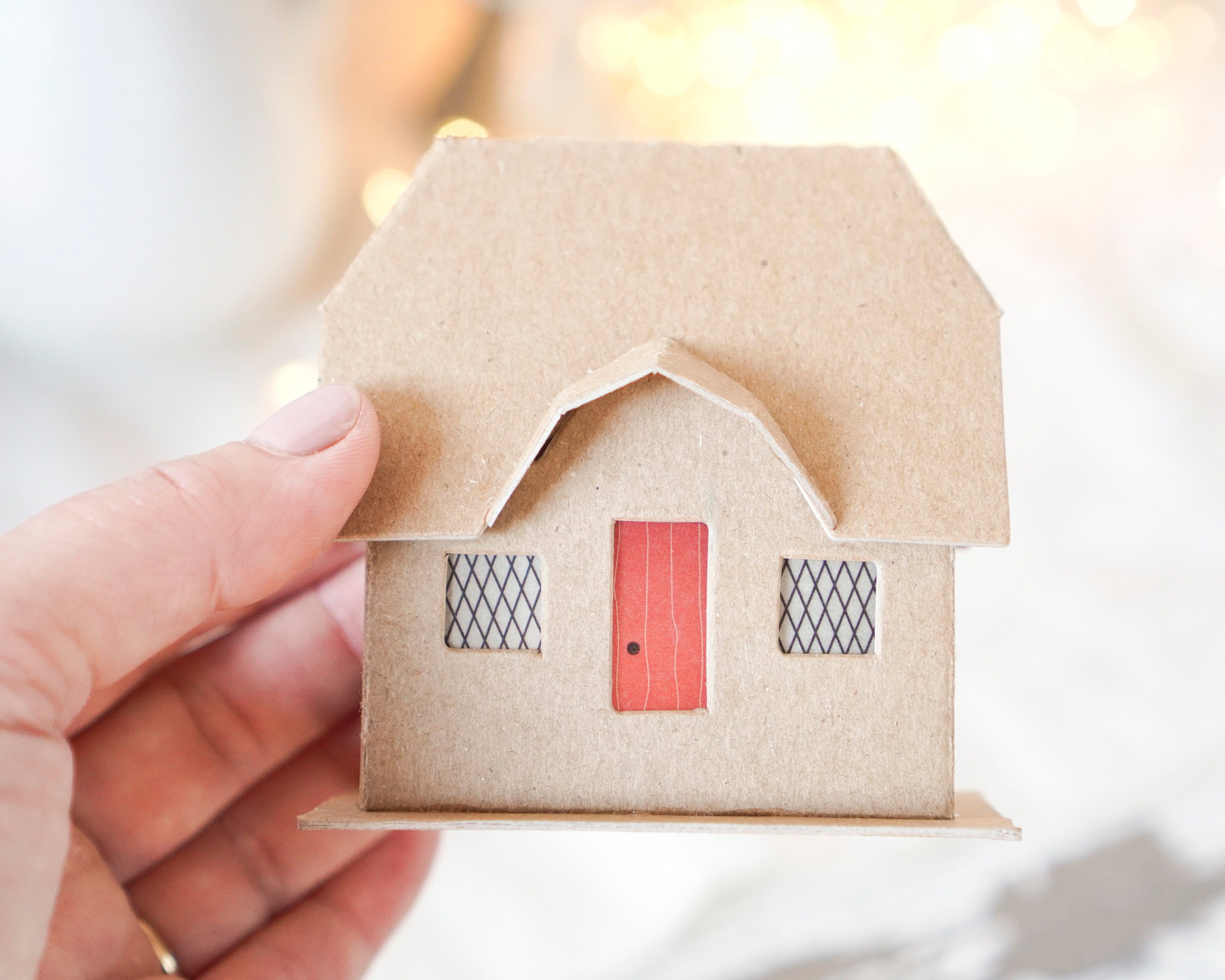 DIY Putz House - Flat Pack Chipboard ENGLISH COTTAGE Kit