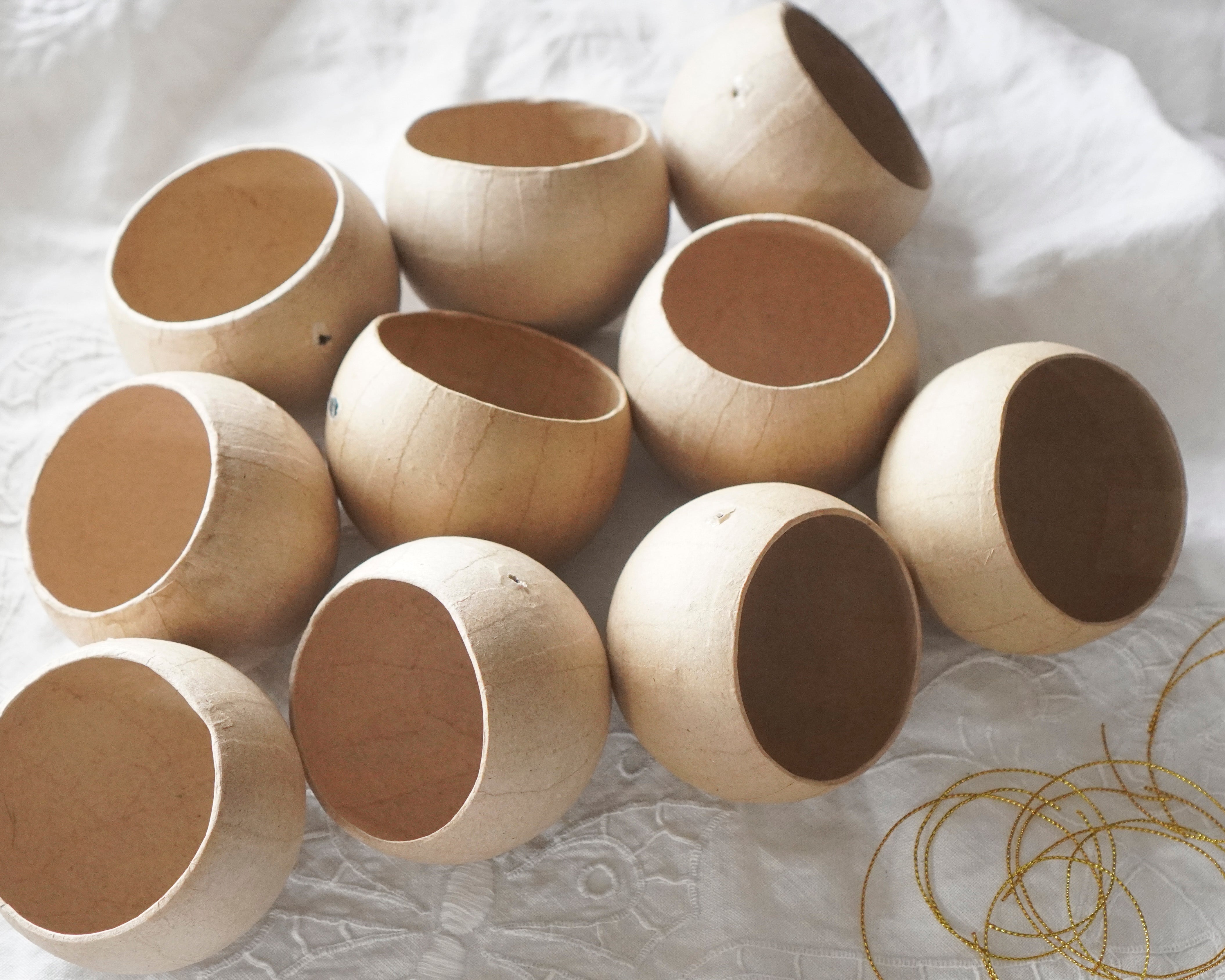 Flaw: Diorama Ornaments - No Hanging Loops, 10 Pcs.