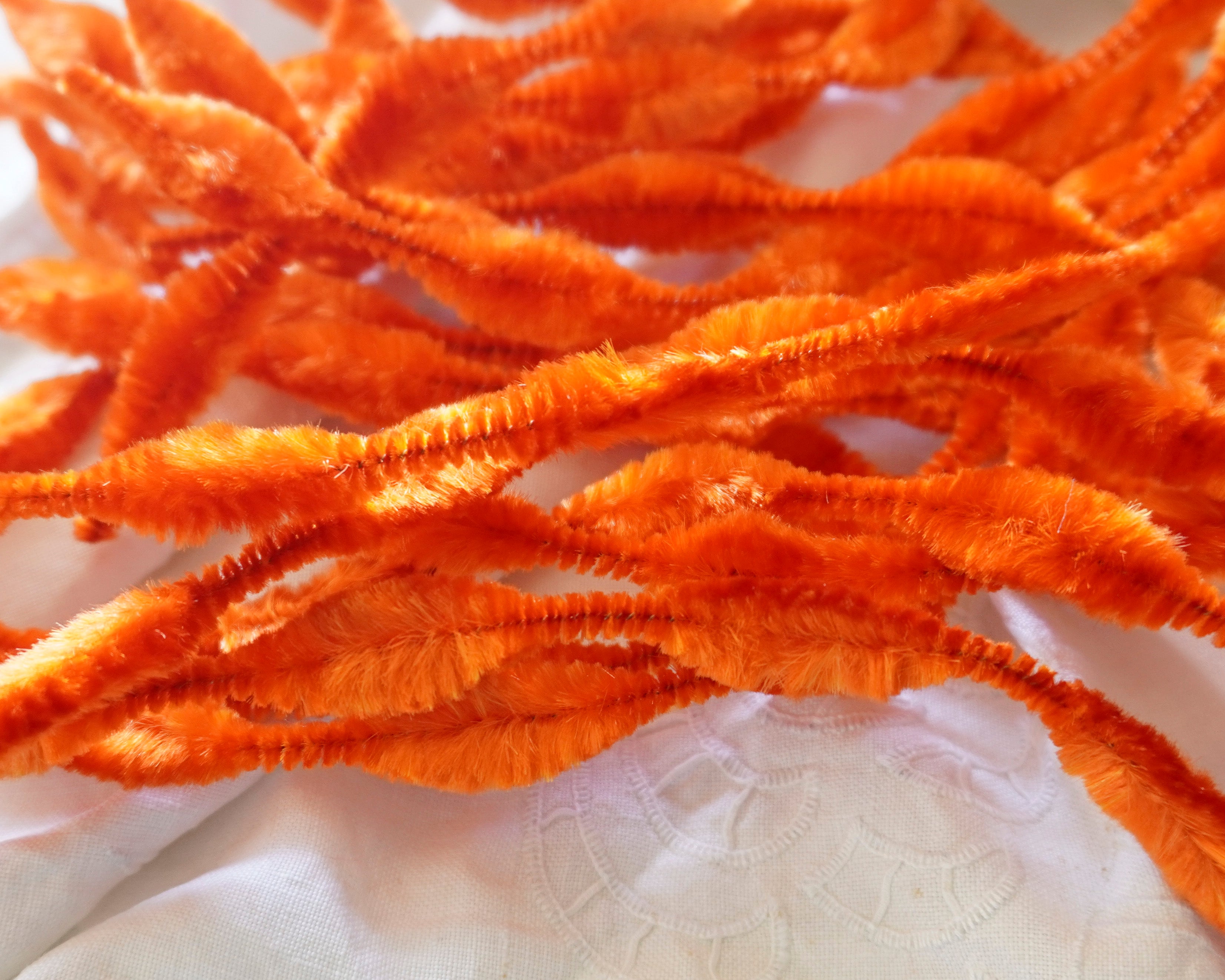 Candle Flame Crushed Velvet Bump Chenille 20 Sticks