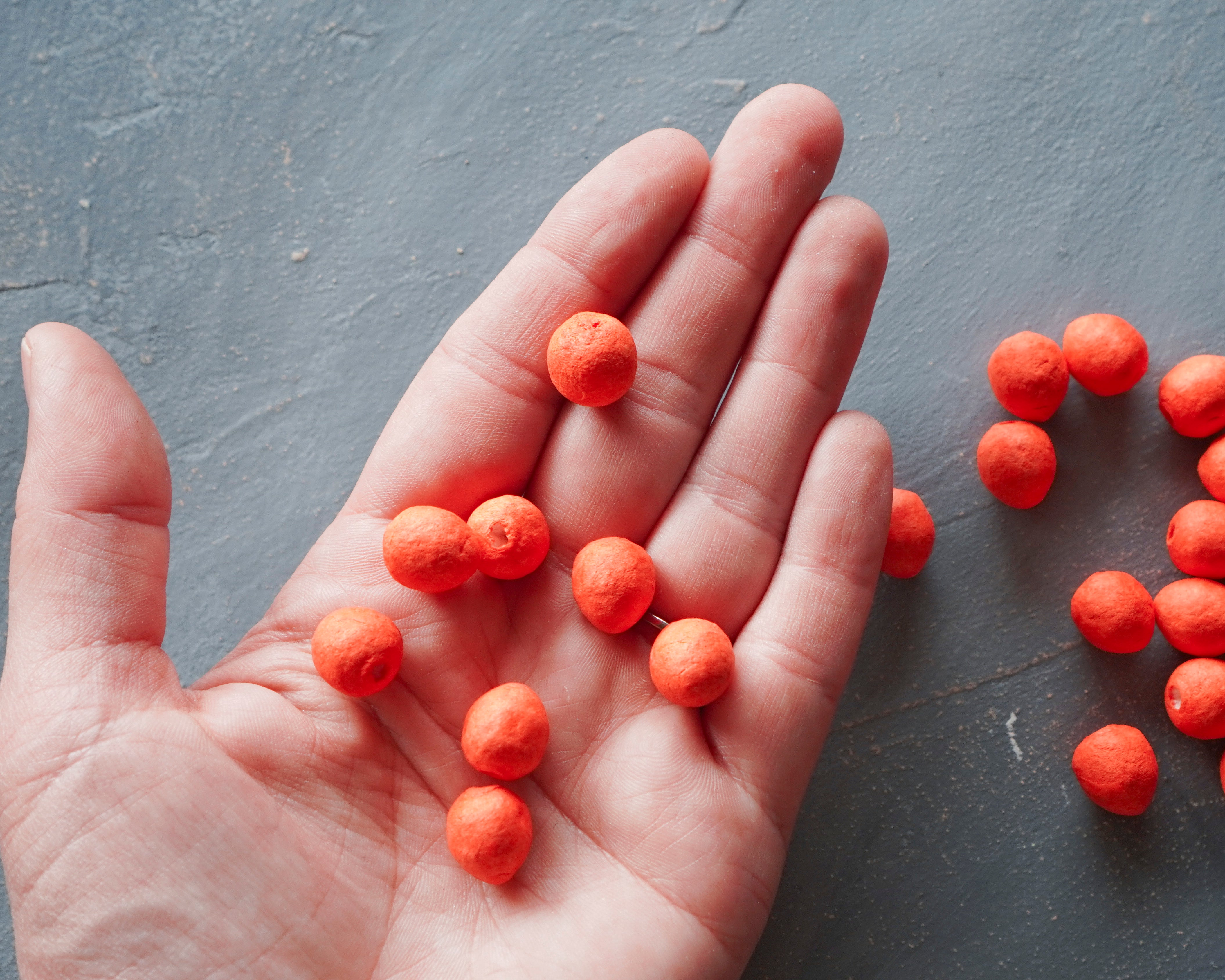 Elf Feet - Orange Tinted Spun Cotton Eggs 12x10mm, 24 Pcs.