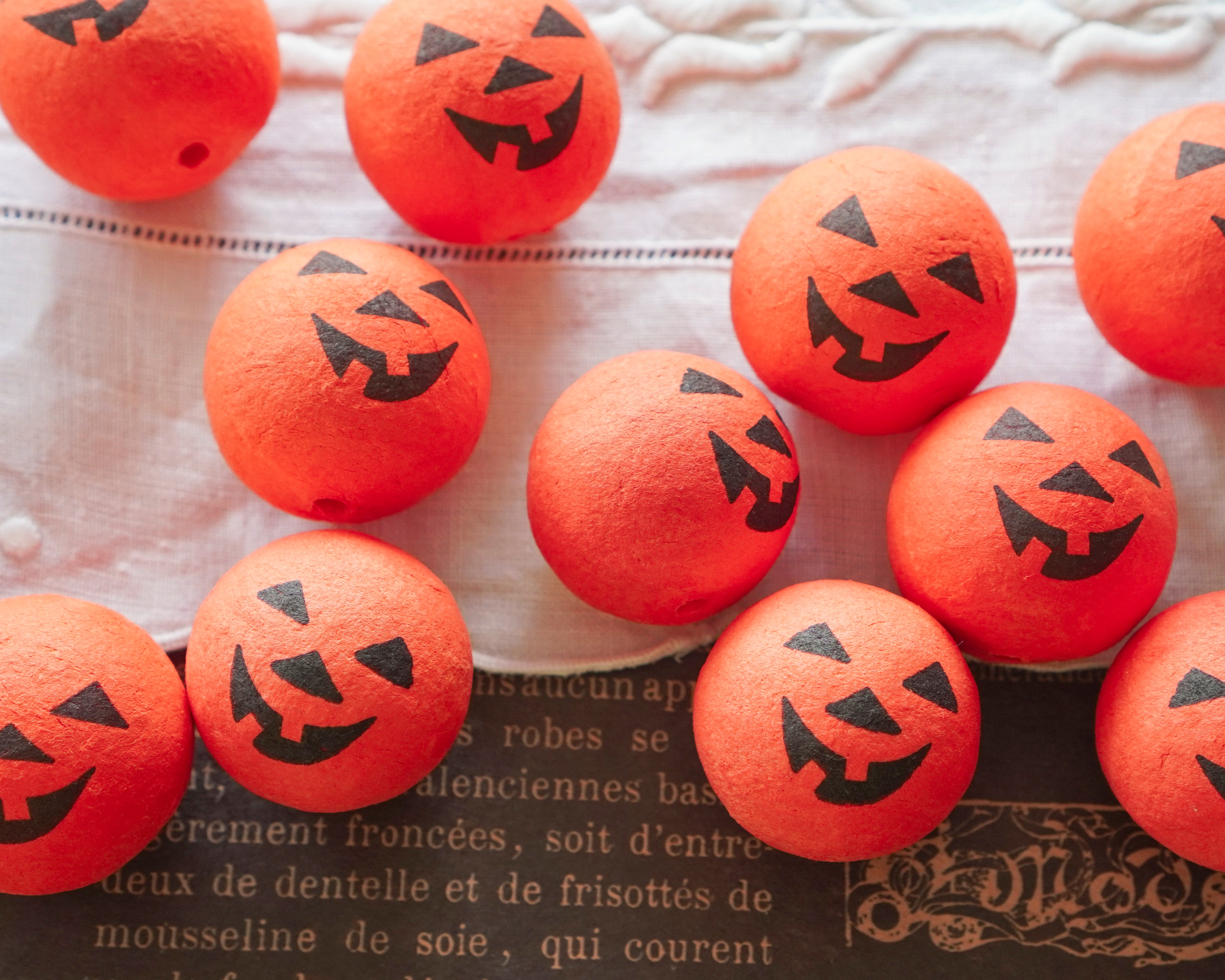 30mm Spun Cotton Heads: JACK O LANTERN - Vintage Style Pumpkin Heads, 12 Pcs.