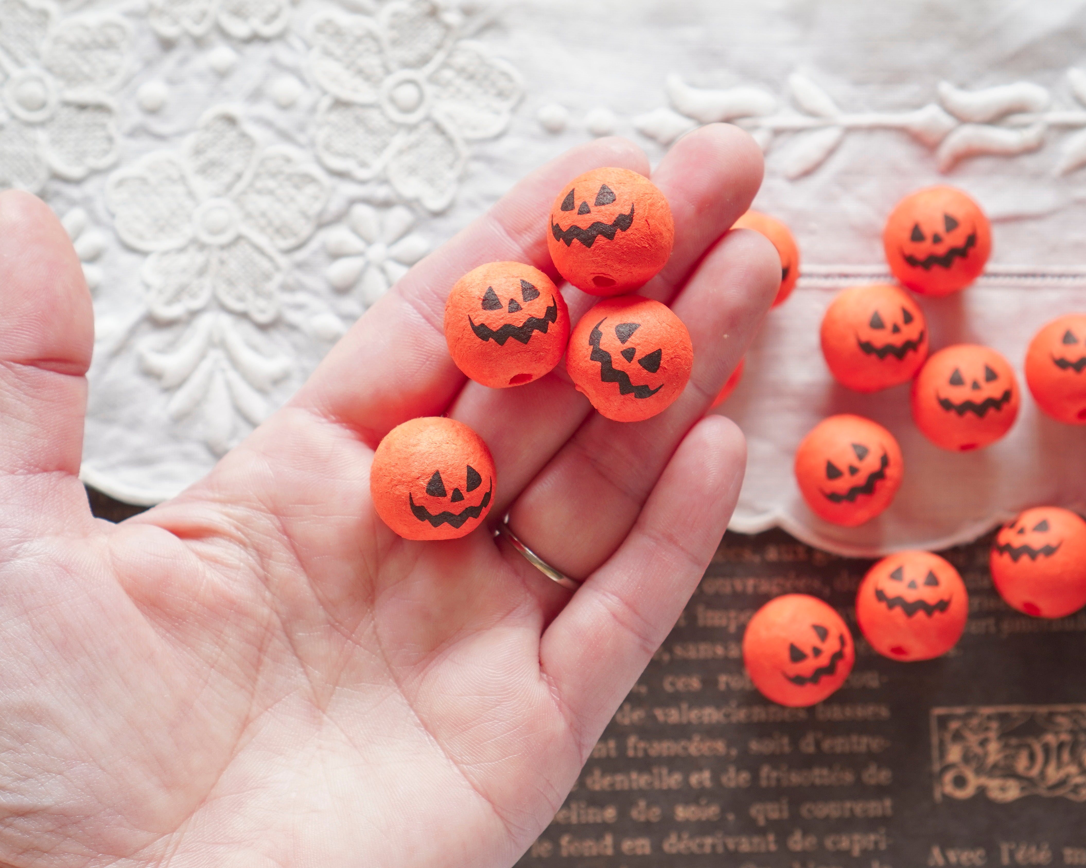 Mini Spun Cotton Heads: SPOOKY PUMPKIN - 20mm Vintage-Style Jack o Lantern Heads, 12 Pcs.