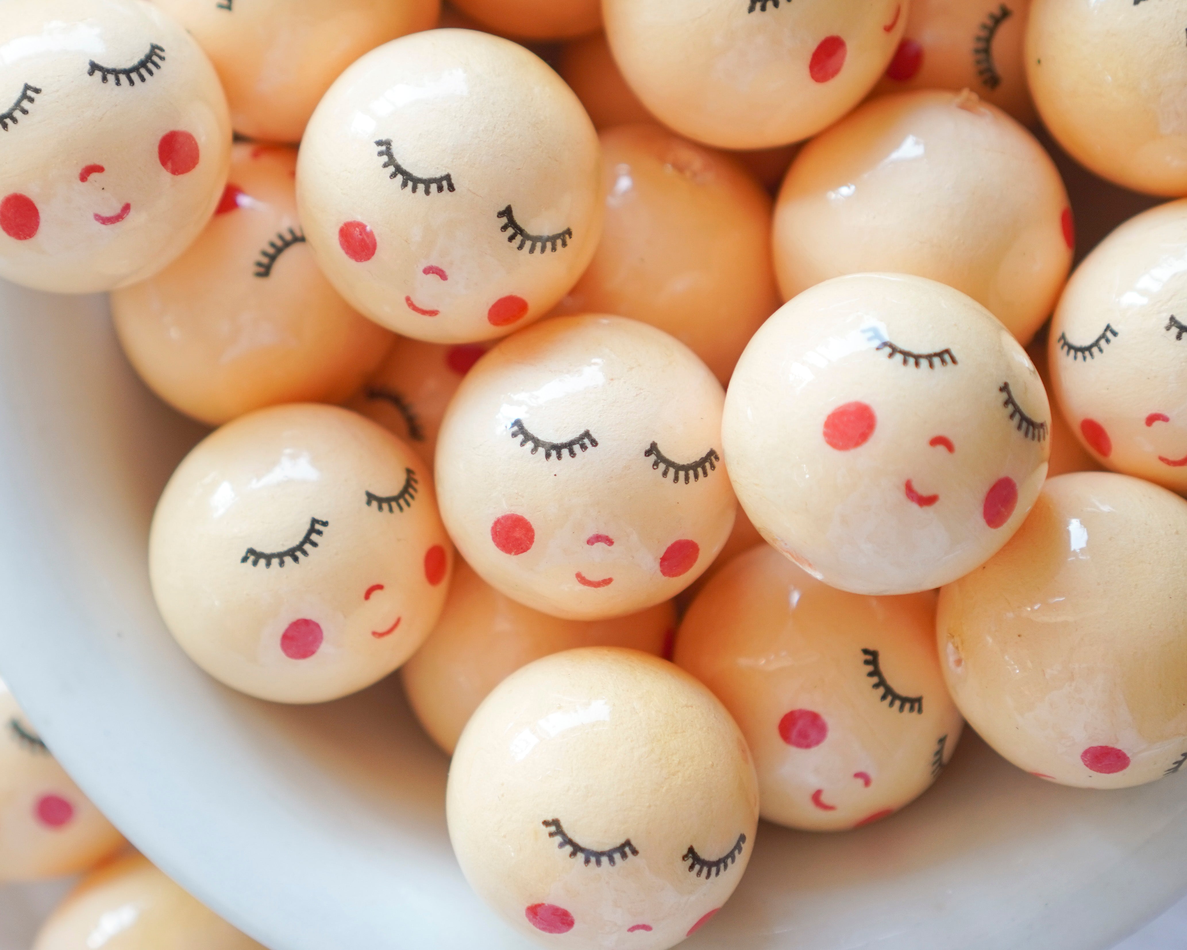 40mm Lacquered Doll Heads: SWEET ANGEL, Pale Yellow, 6 Pcs.