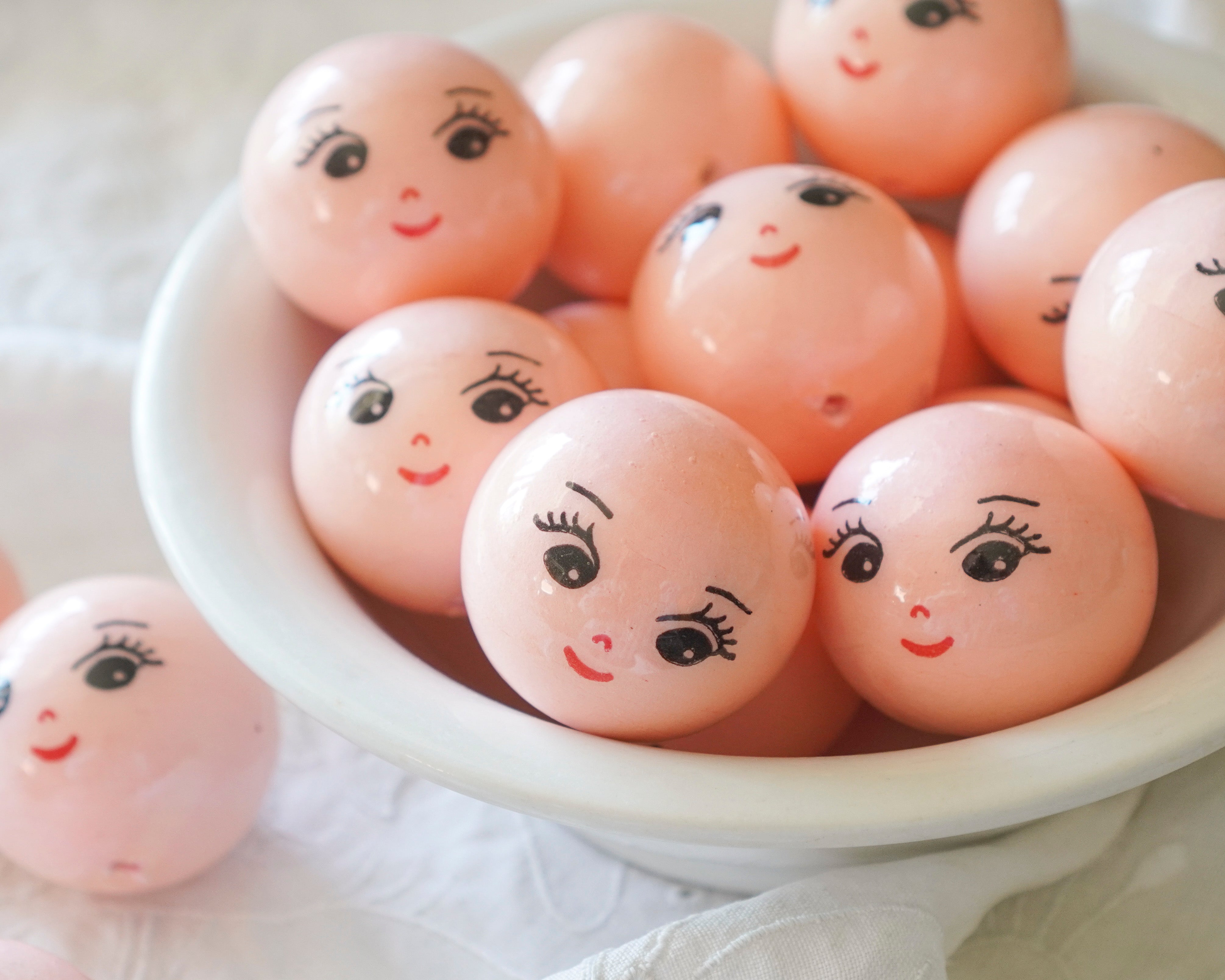 50mm Lacquered Doll Heads: CHARM, Pink, 6 Pcs.
