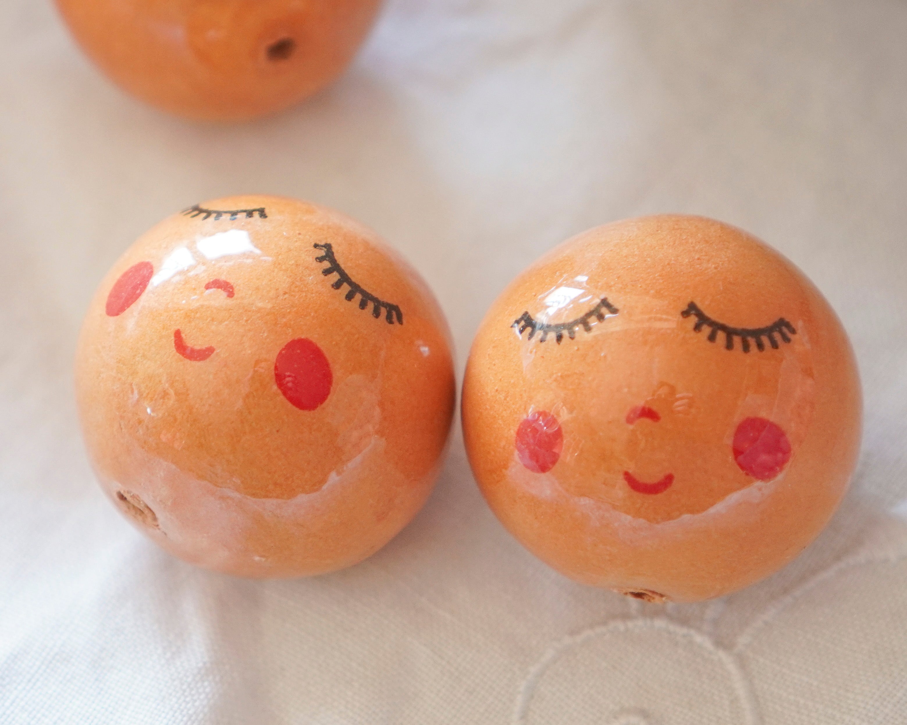 40mm Lacquered Doll Heads: SWEET ANGEL, Cinnamon Brown, 6 Pcs.