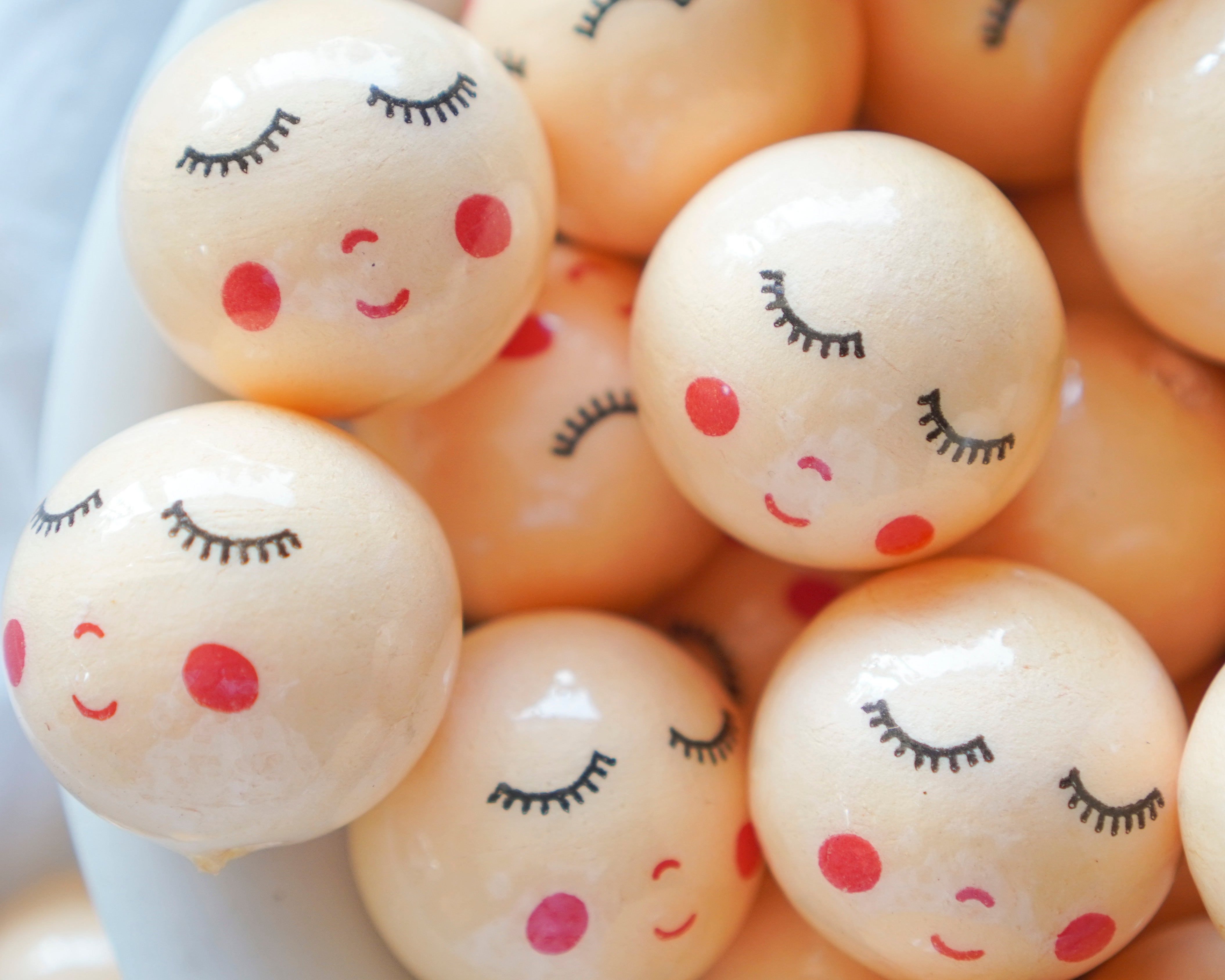 40mm Lacquered Doll Heads: SWEET ANGEL, Pale Yellow, 6 Pcs.