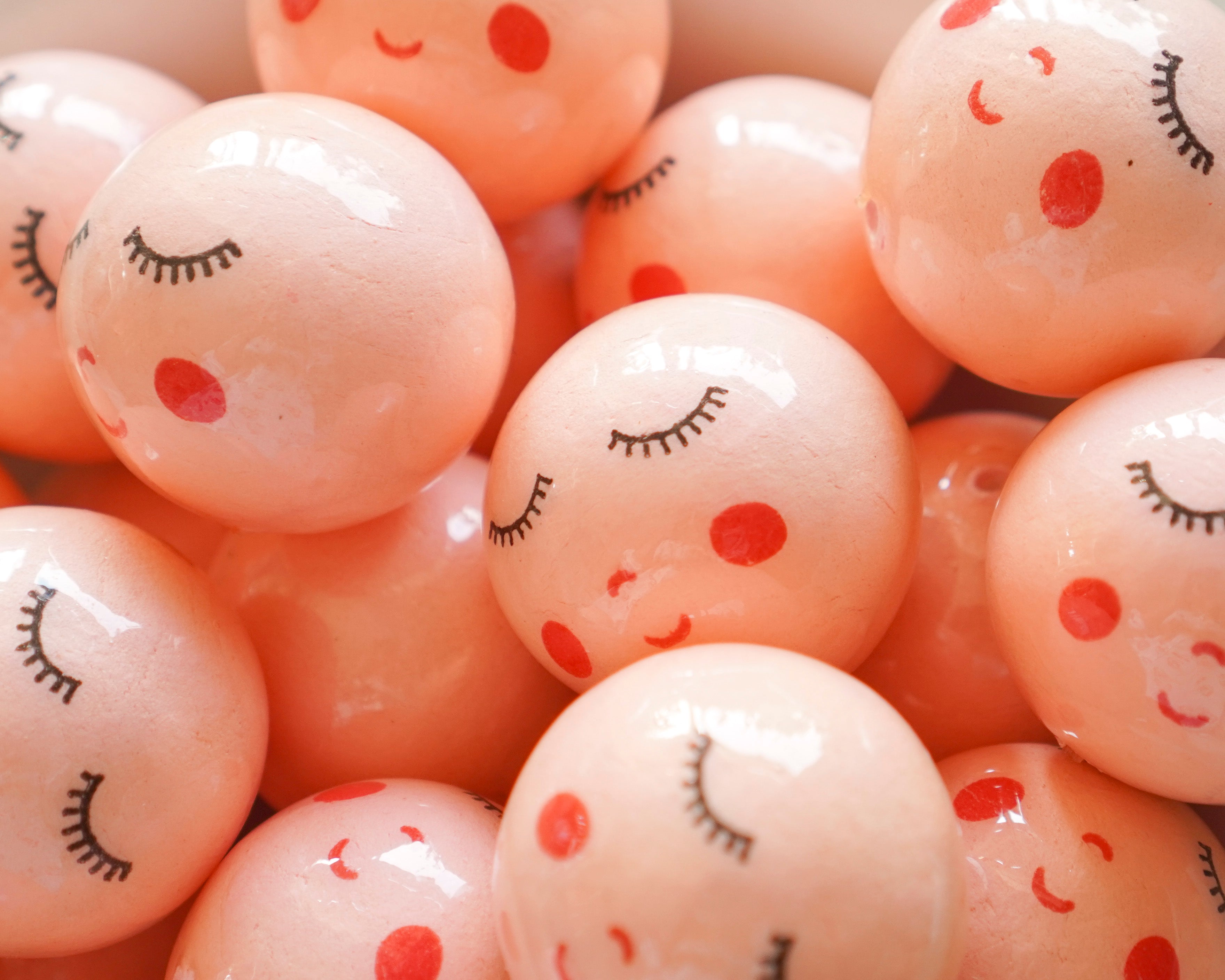 40mm Lacquered Doll Heads: SWEET ANGEL, Strawberry Pink, 6 Pcs.