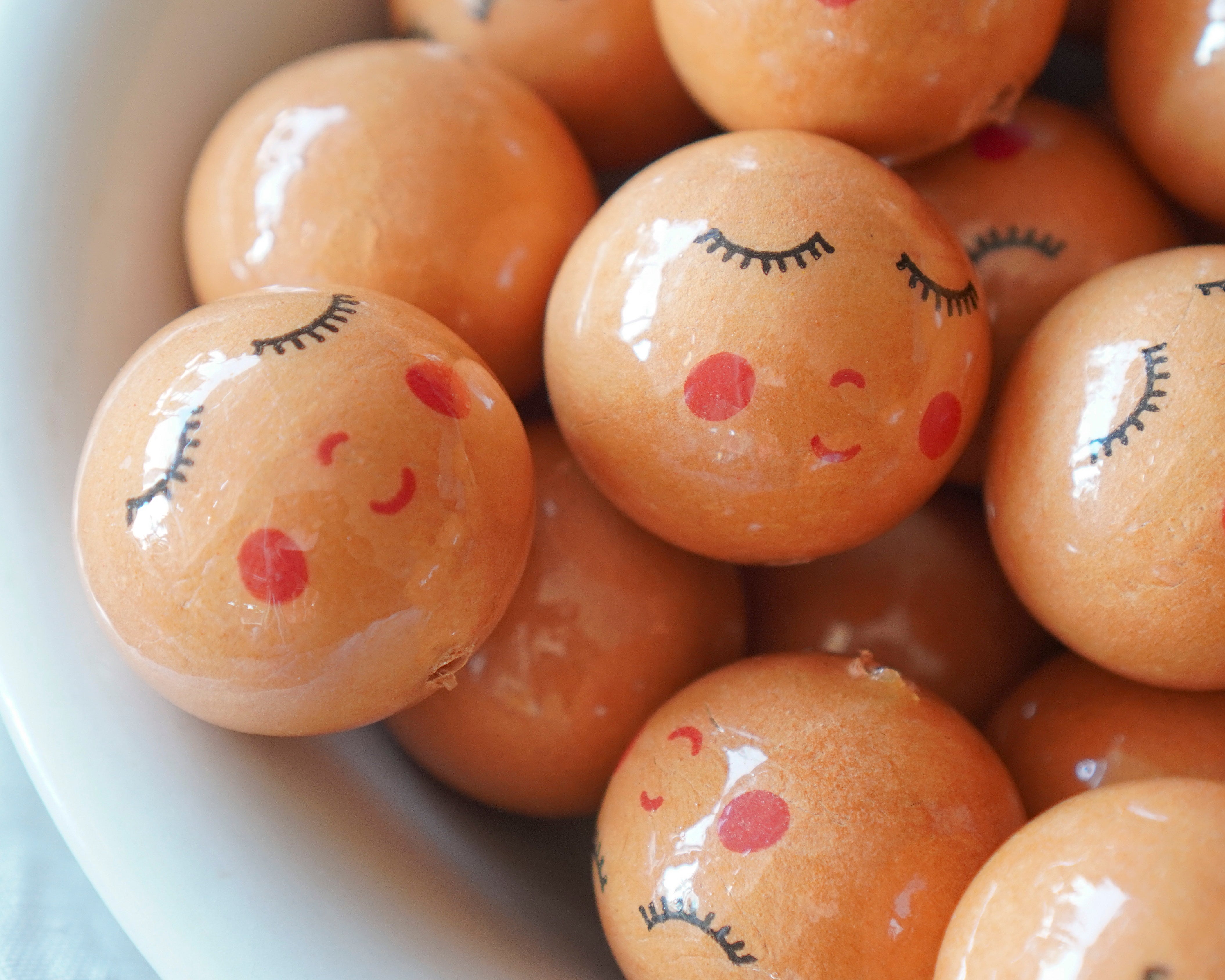 40mm Lacquered Doll Heads: SWEET ANGEL, Cinnamon Brown, 6 Pcs.