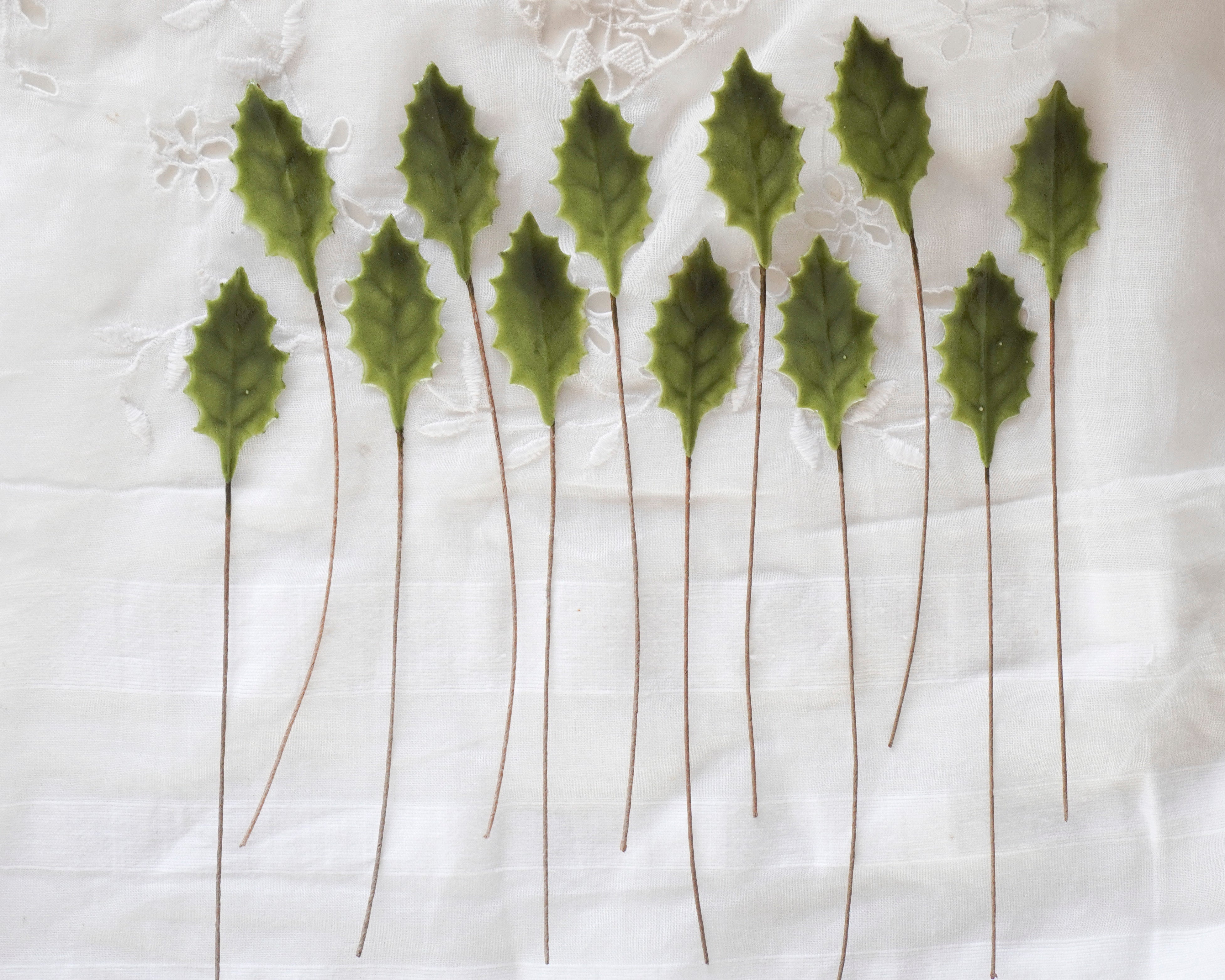 Mini Holly Picks - Vintage Style Lacquered Craft Holly Leaves, 12 Pcs.
