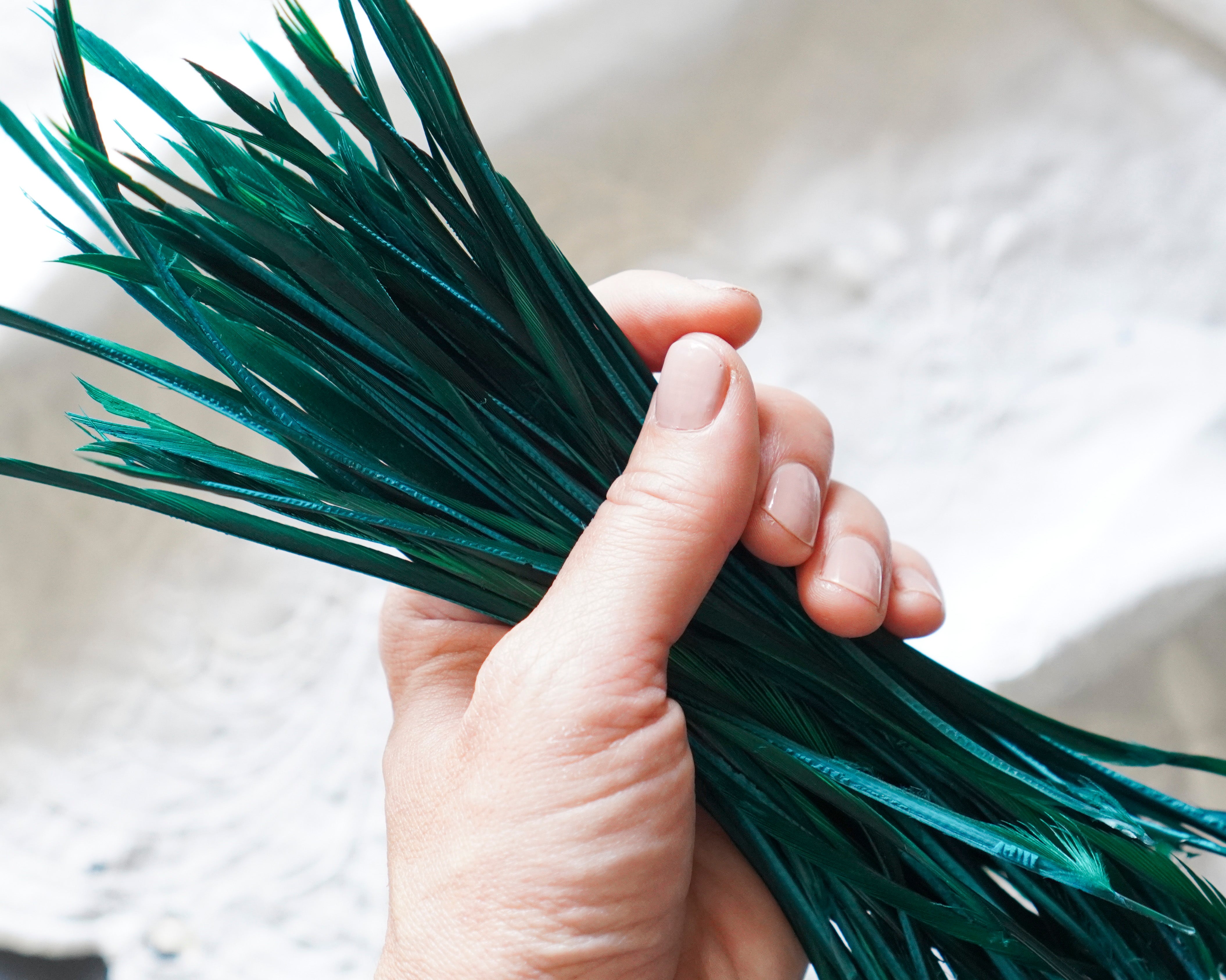 Goose Biots - Peacock Green Dyed Goose Feathers, 75 Pcs.