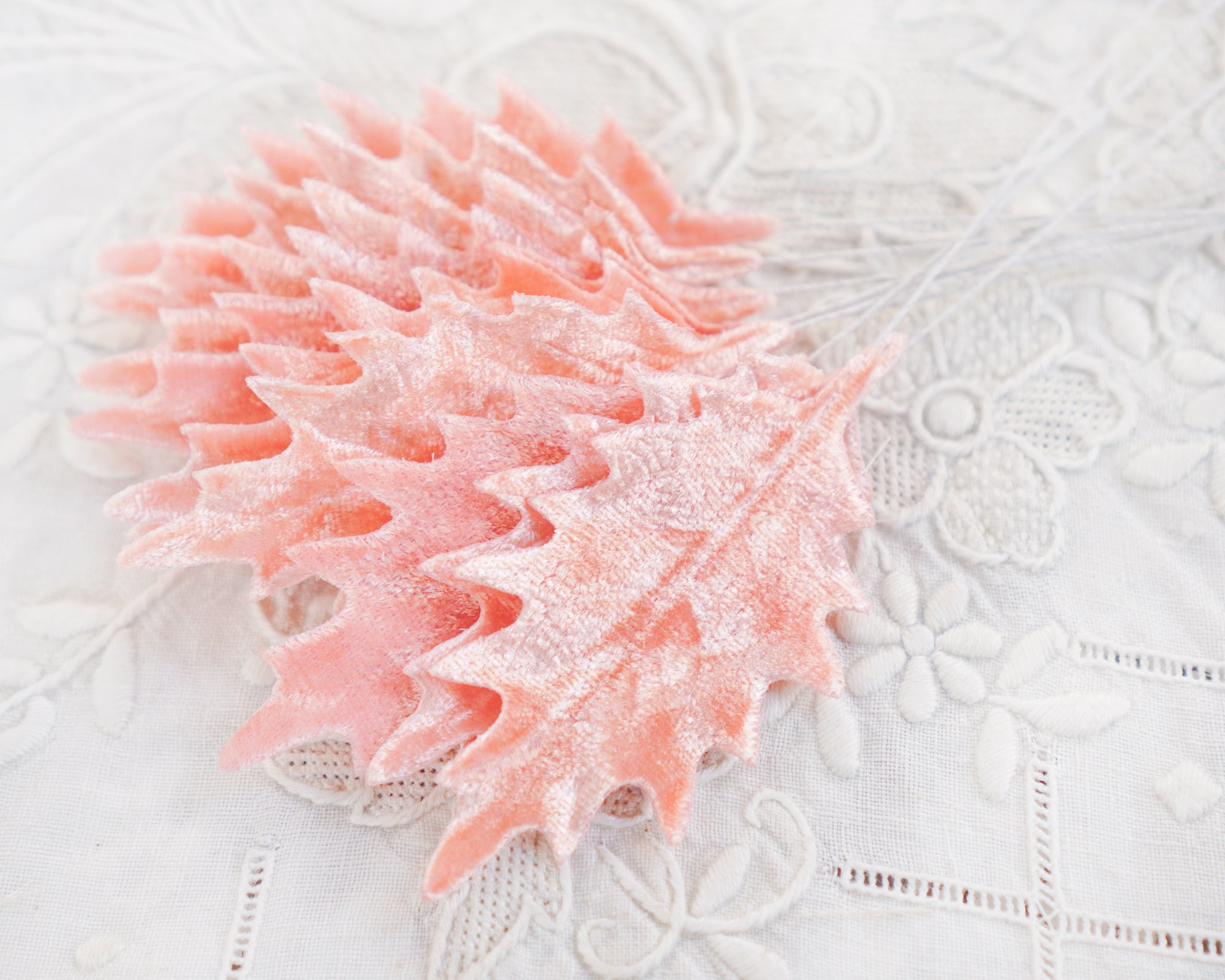 Pink Velvet Holly Leaves, 10 Pcs.