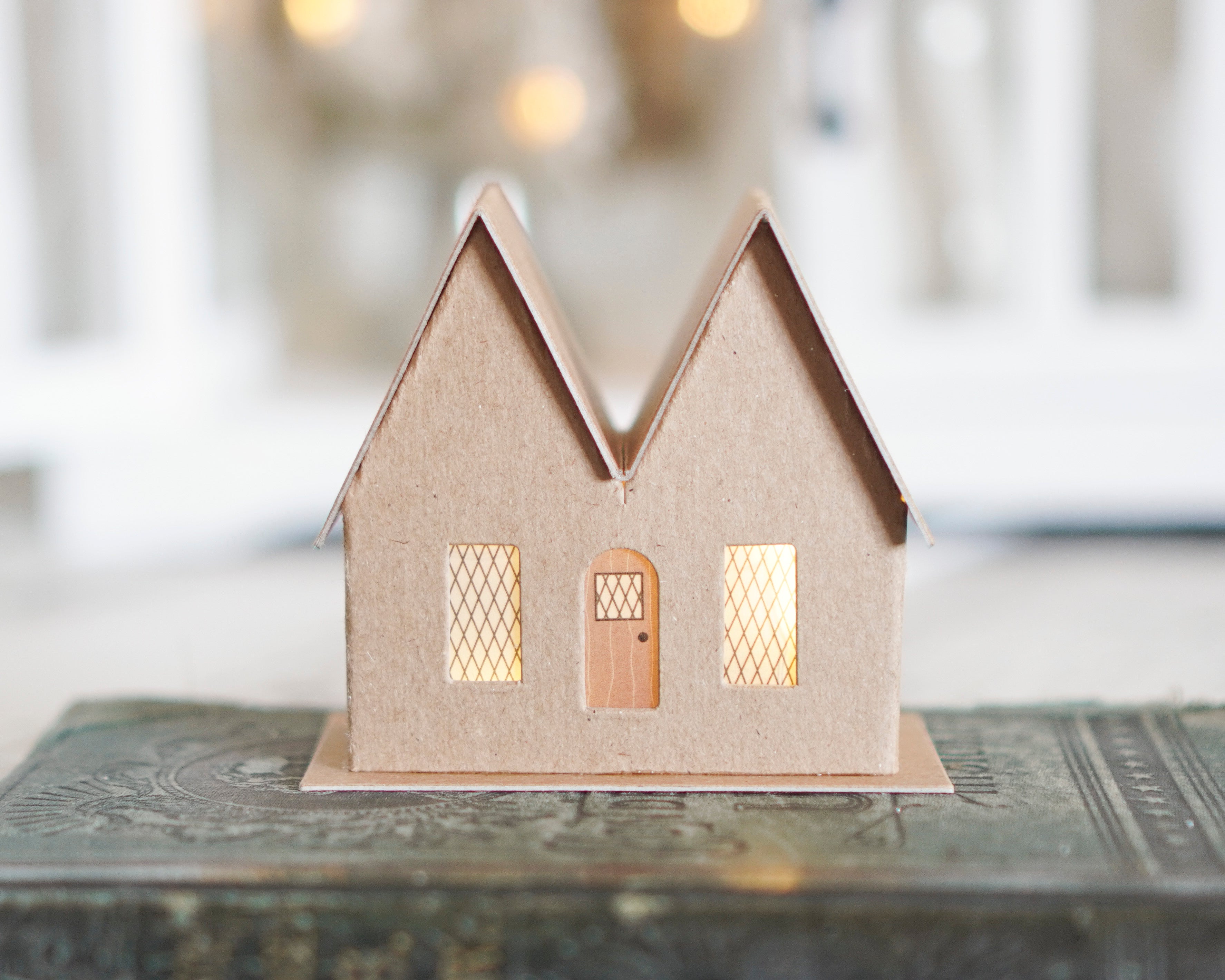 Putz House Kit - DIY Flat Pack Chipboard Christmas MANOR HOUSE