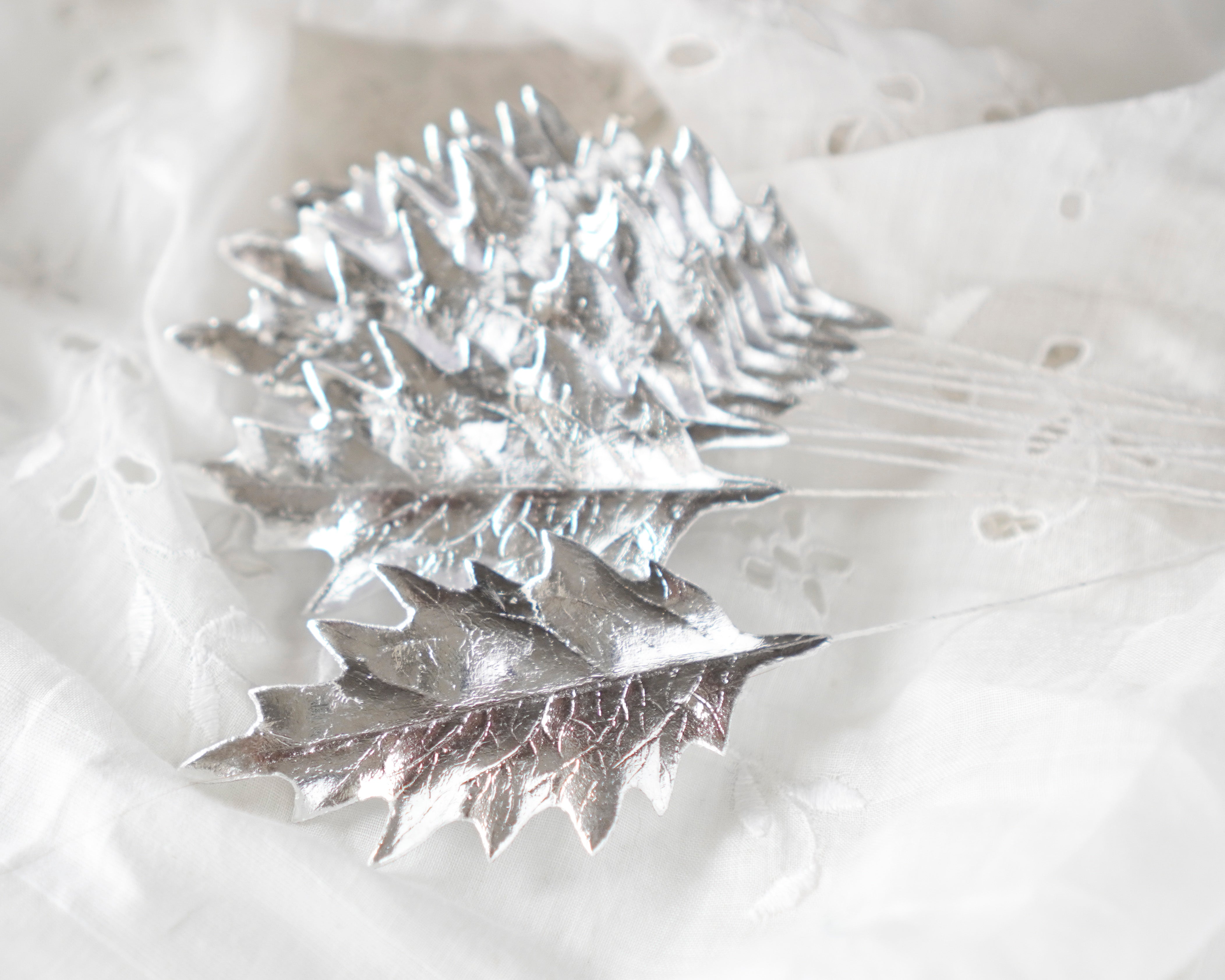 Silver Foiled Holly Leaves, 10 Pcs.