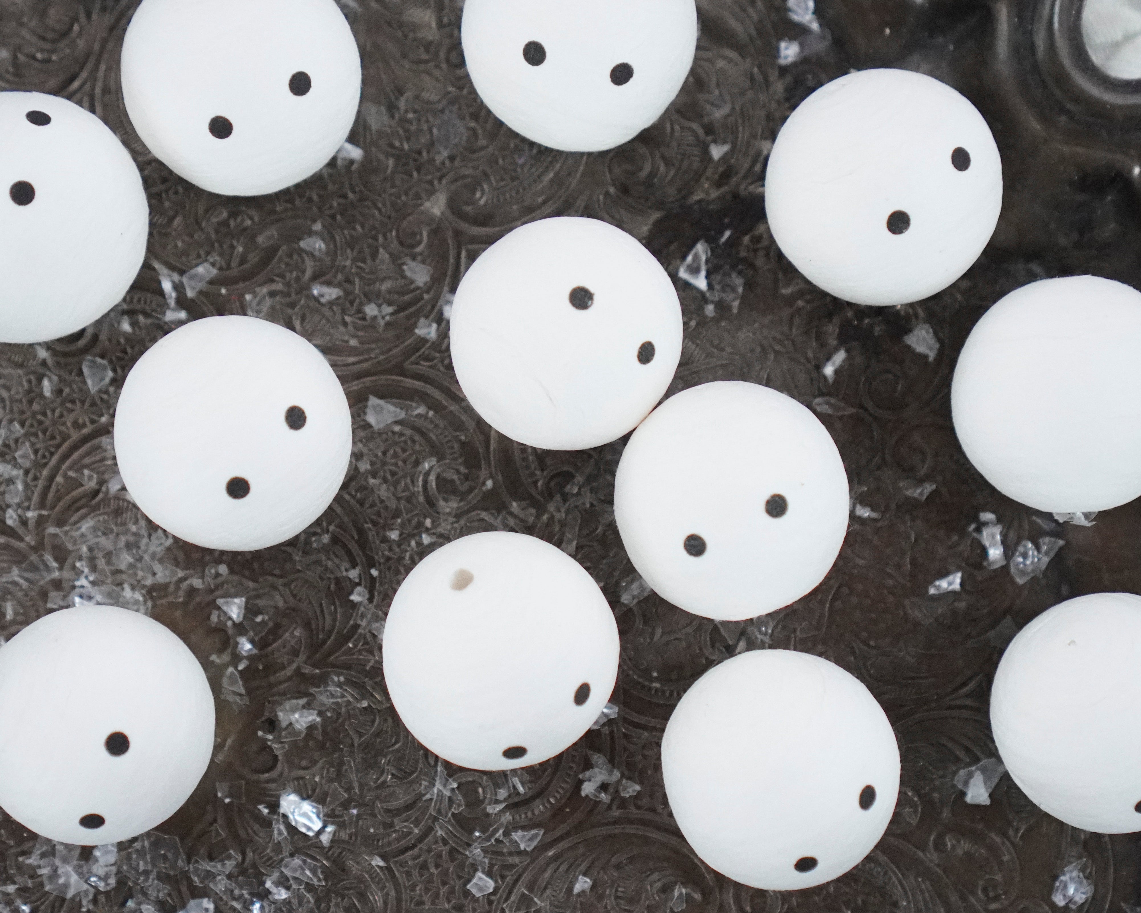 Simple Snowman Heads - 24mm Spun Cotton Snowmen with Dot Eyes, 12 Pcs.