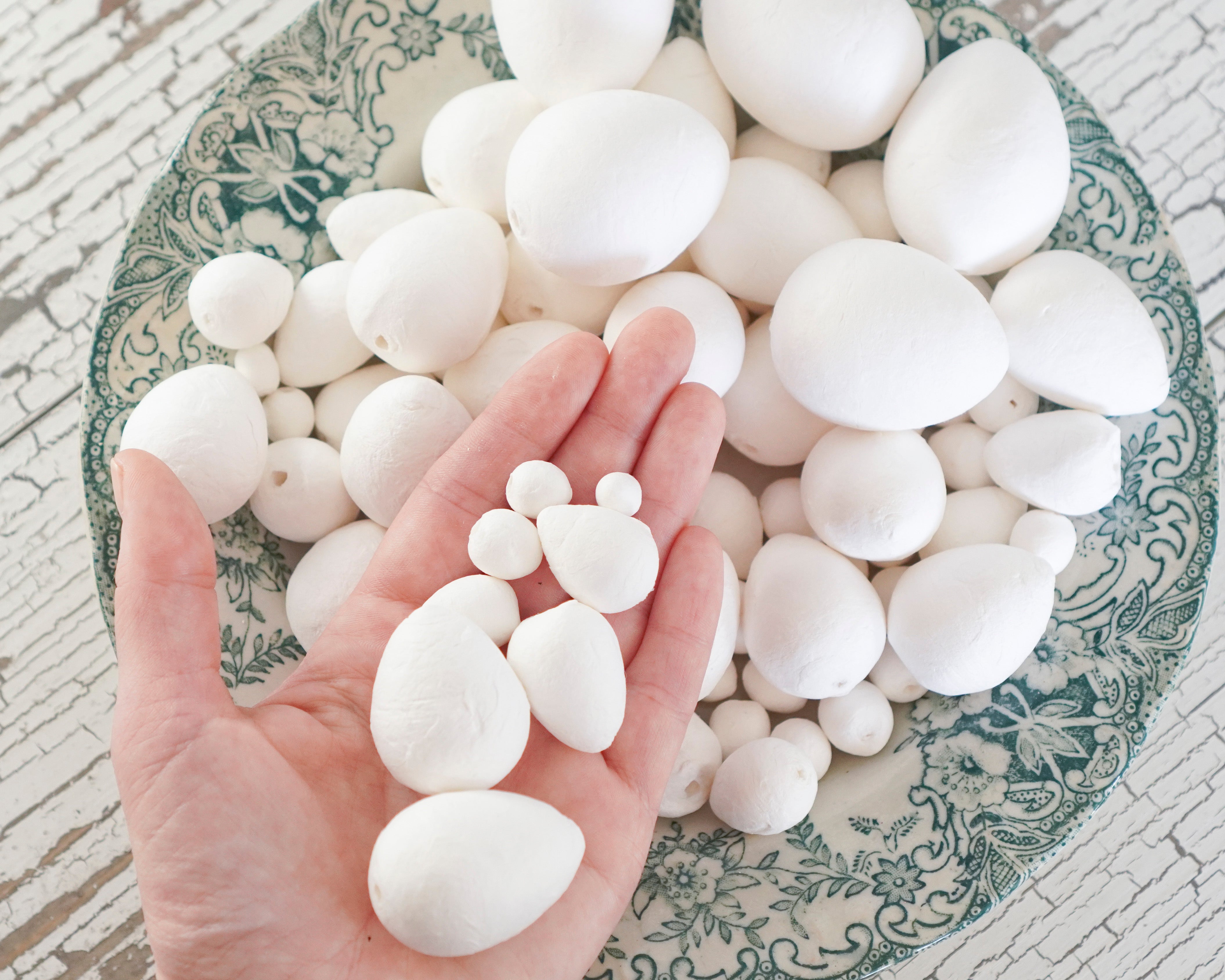 Spun Cotton Eggs Sampler Pack, Mixed-Size Paper Egg Craft Shapes, 100 Pcs.