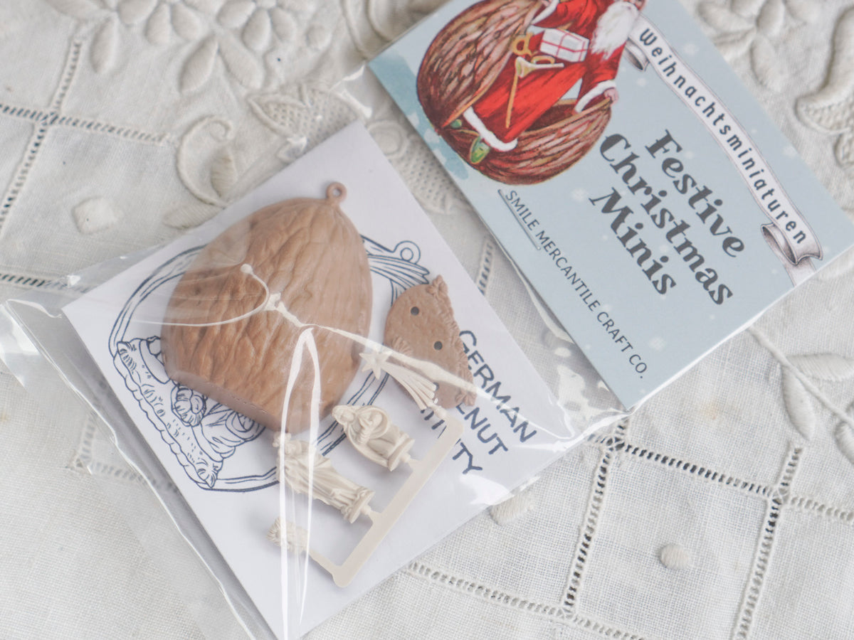 Miniature Walnut Nativity German Ornament Kit