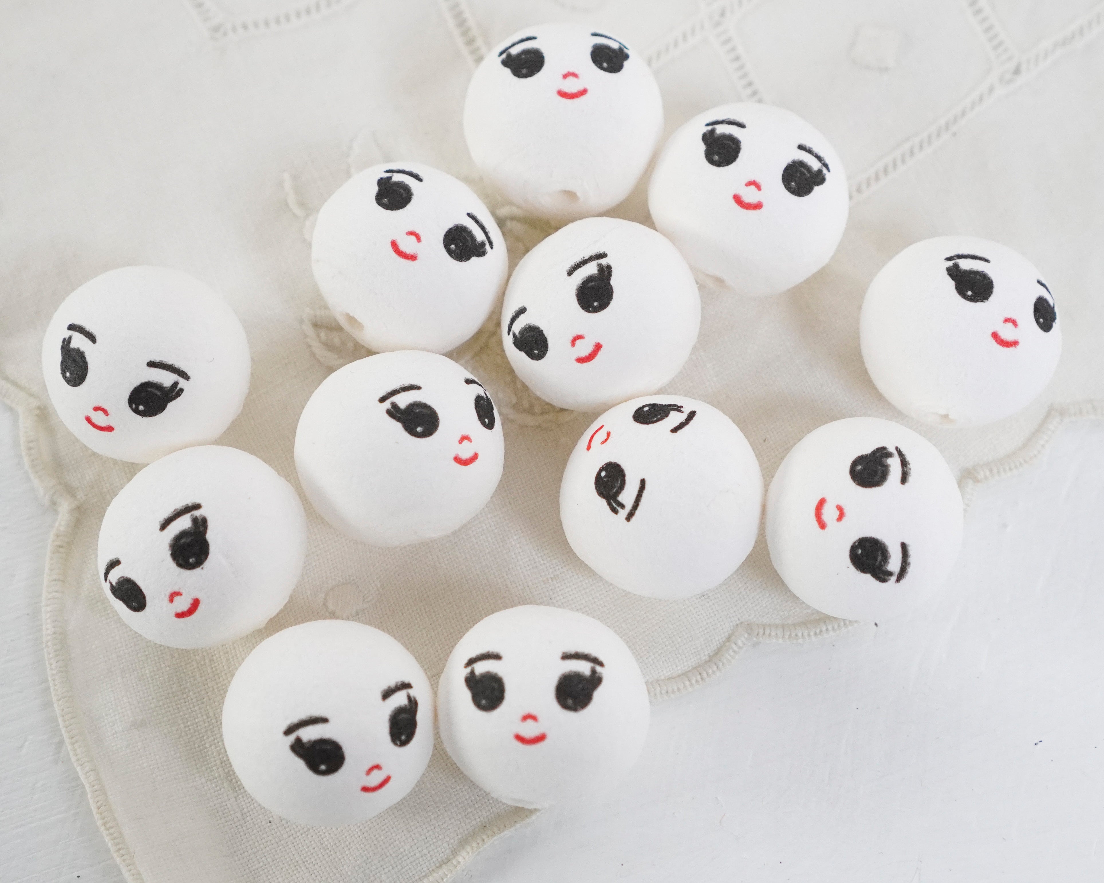 Spun Cotton Heads: DREAMER - 22mm White Doll Heads with Faces, 12 Pcs.