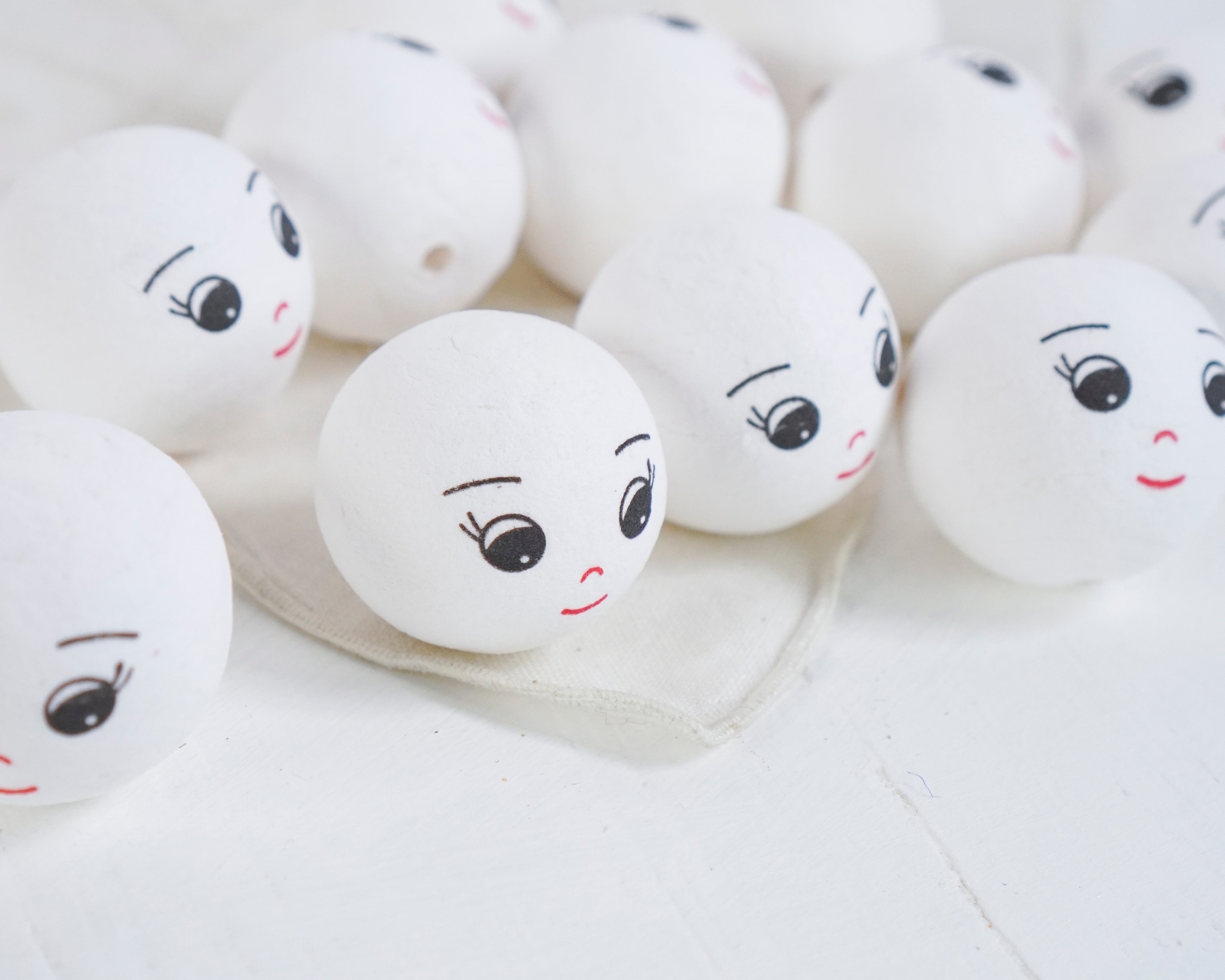 Spun Cotton Heads: DREAMER - 30mm White Doll Heads with Faces, 12 Pcs.