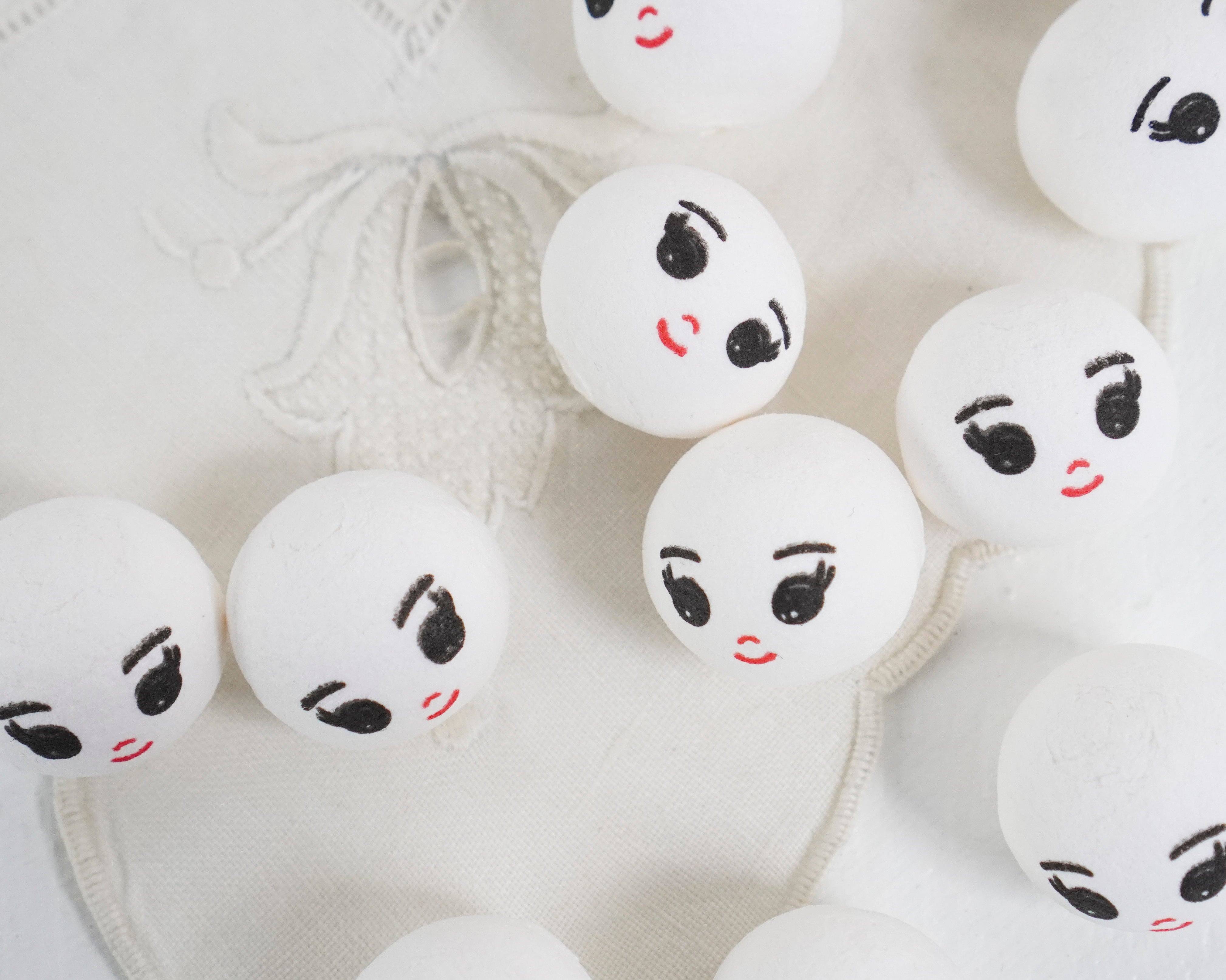 Spun Cotton Heads: DREAMER - 22mm White Doll Heads with Faces, 12 Pcs.