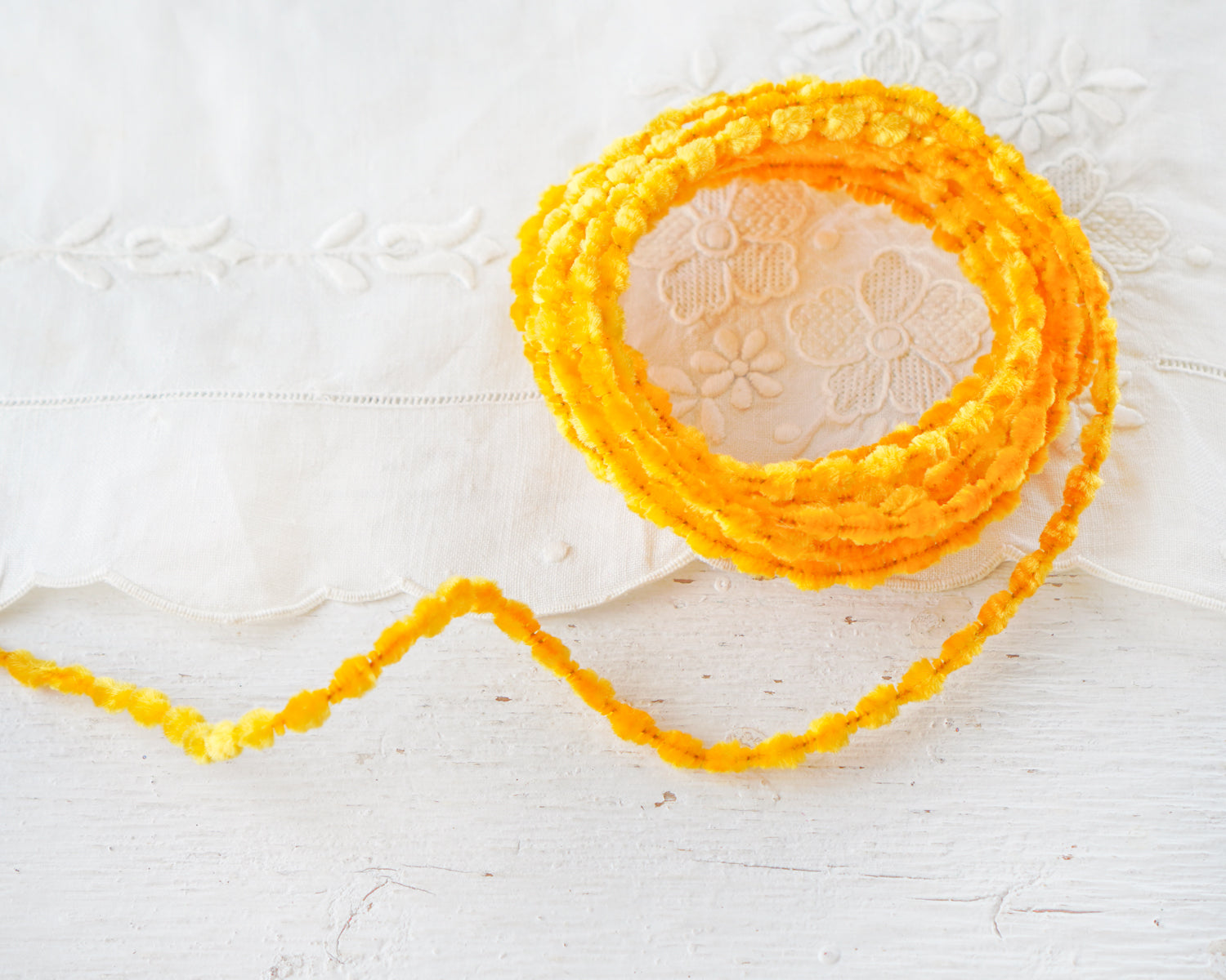 Caterpillar Bump Chenille - Vintage Harvest Gold Crushed Velvet Wired Trim, 3 Yds.