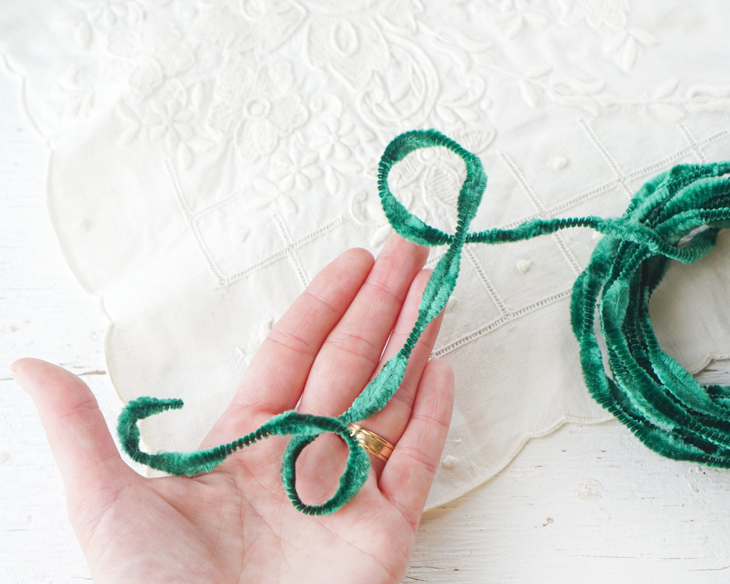 Mini Bump Chenille - Vintage Emerald Green Crushed Velvet Wired Trim, 3 Yds.