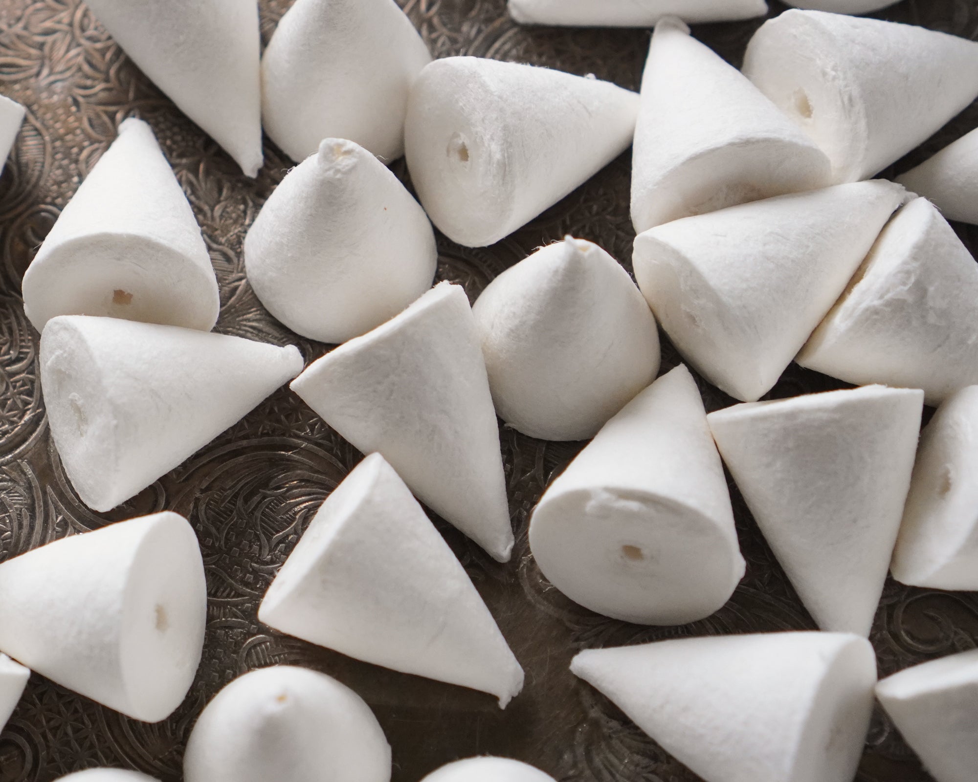 Spun Cotton Cones - 25mm Cone Craft Shapes, 12 Pcs.