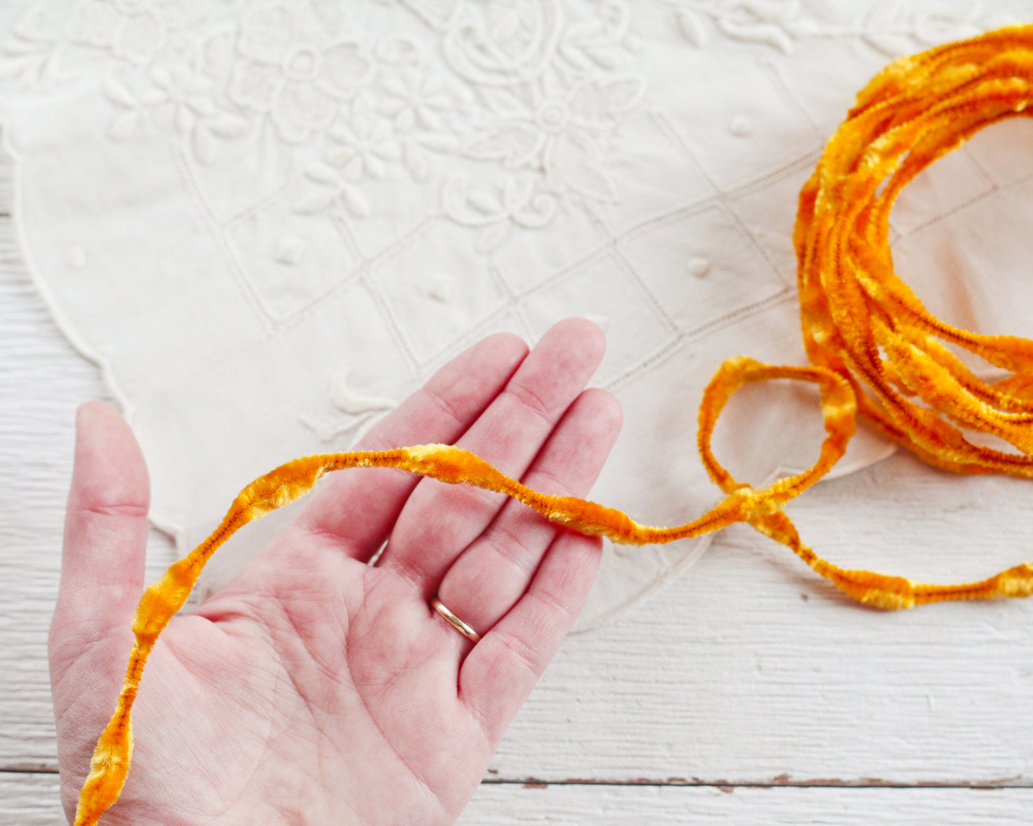 Mini Bump Chenille - Vintage Harvest Gold Crushed Velvet Wired Trim, 3 Yds.