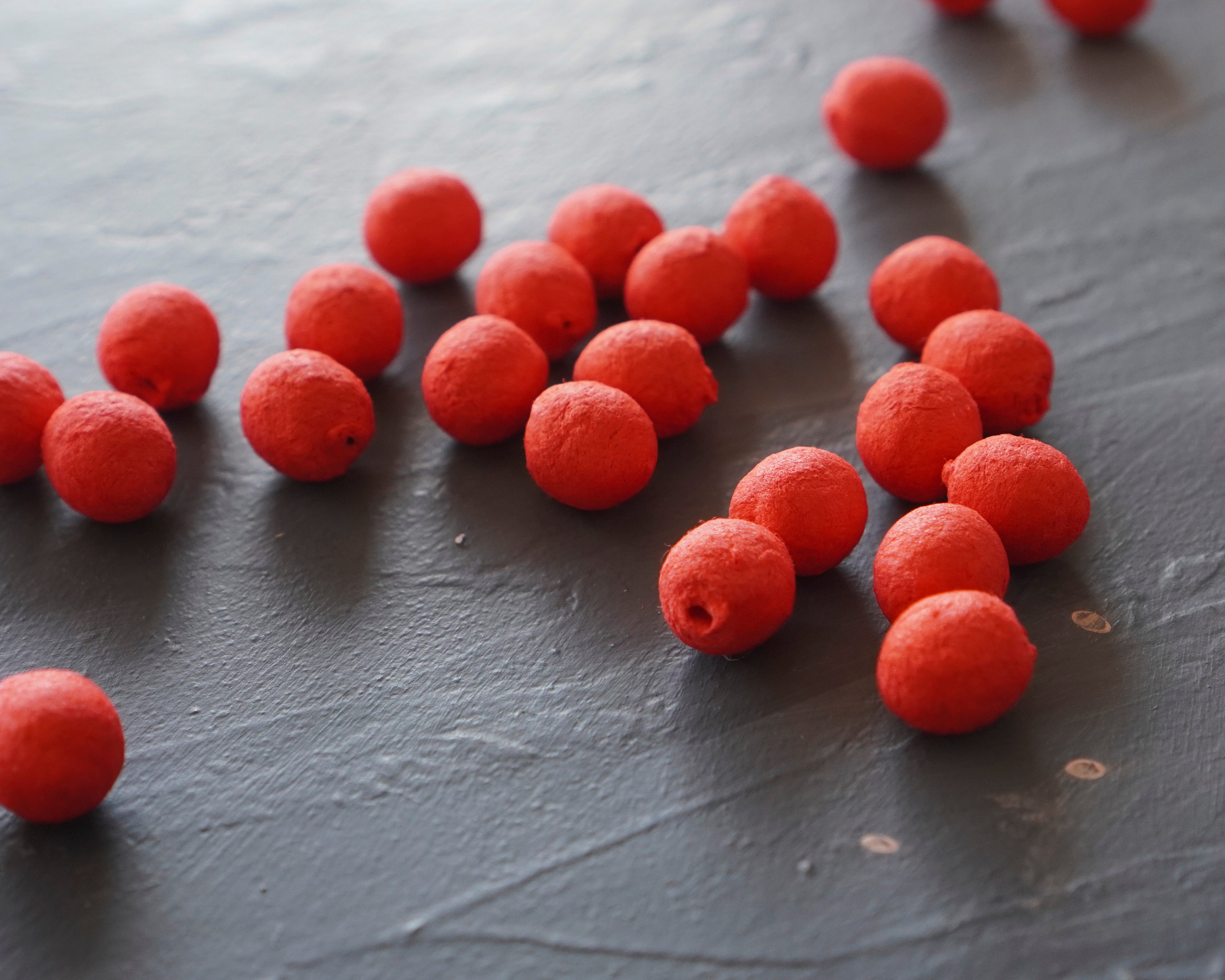 Elf Feet - Red Tinted Spun Cotton Eggs 12x10mm, 24 Pcs.