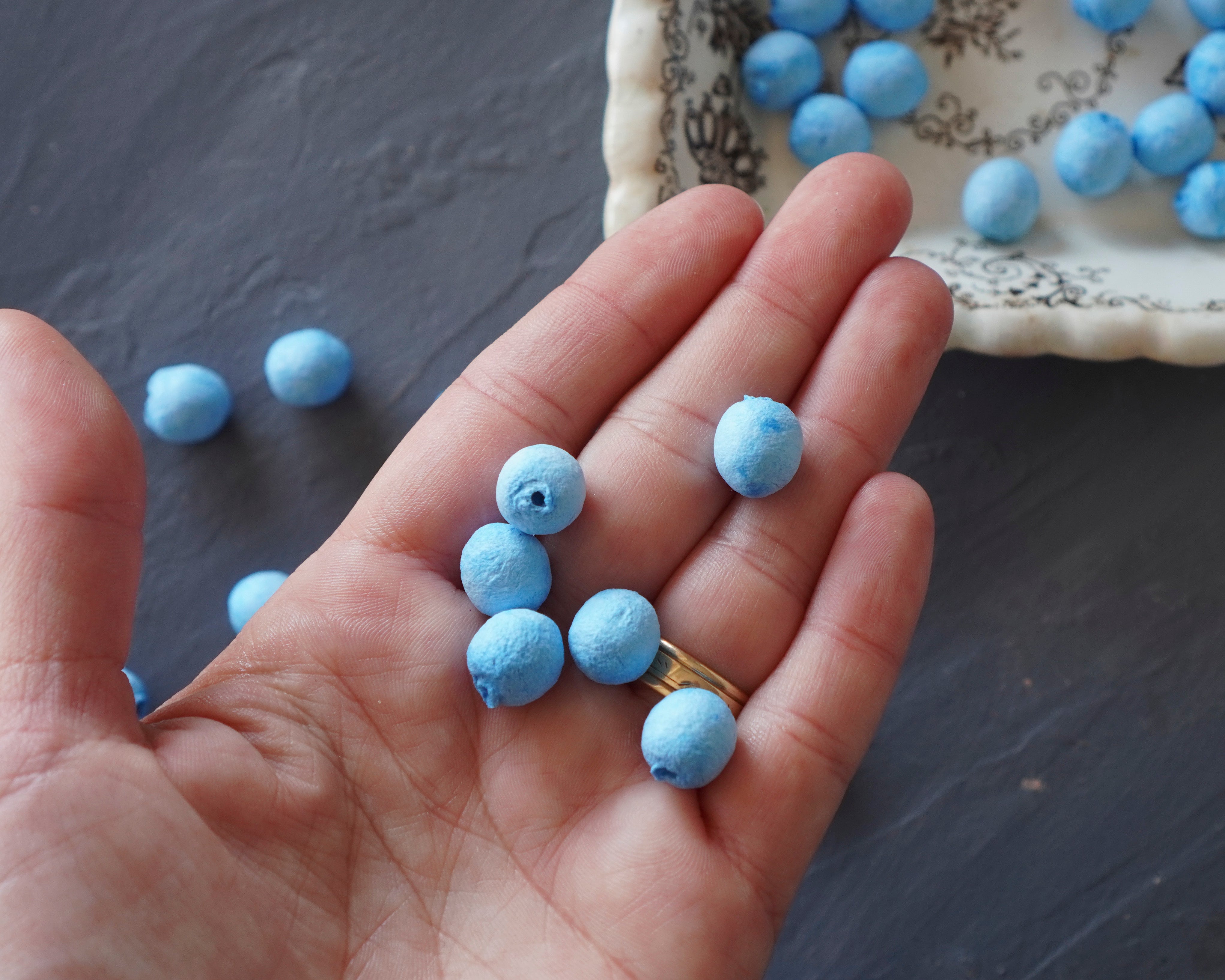 Elf Feet - Blue Tinted Spun Cotton Eggs 12x10mm, 24 Pcs.