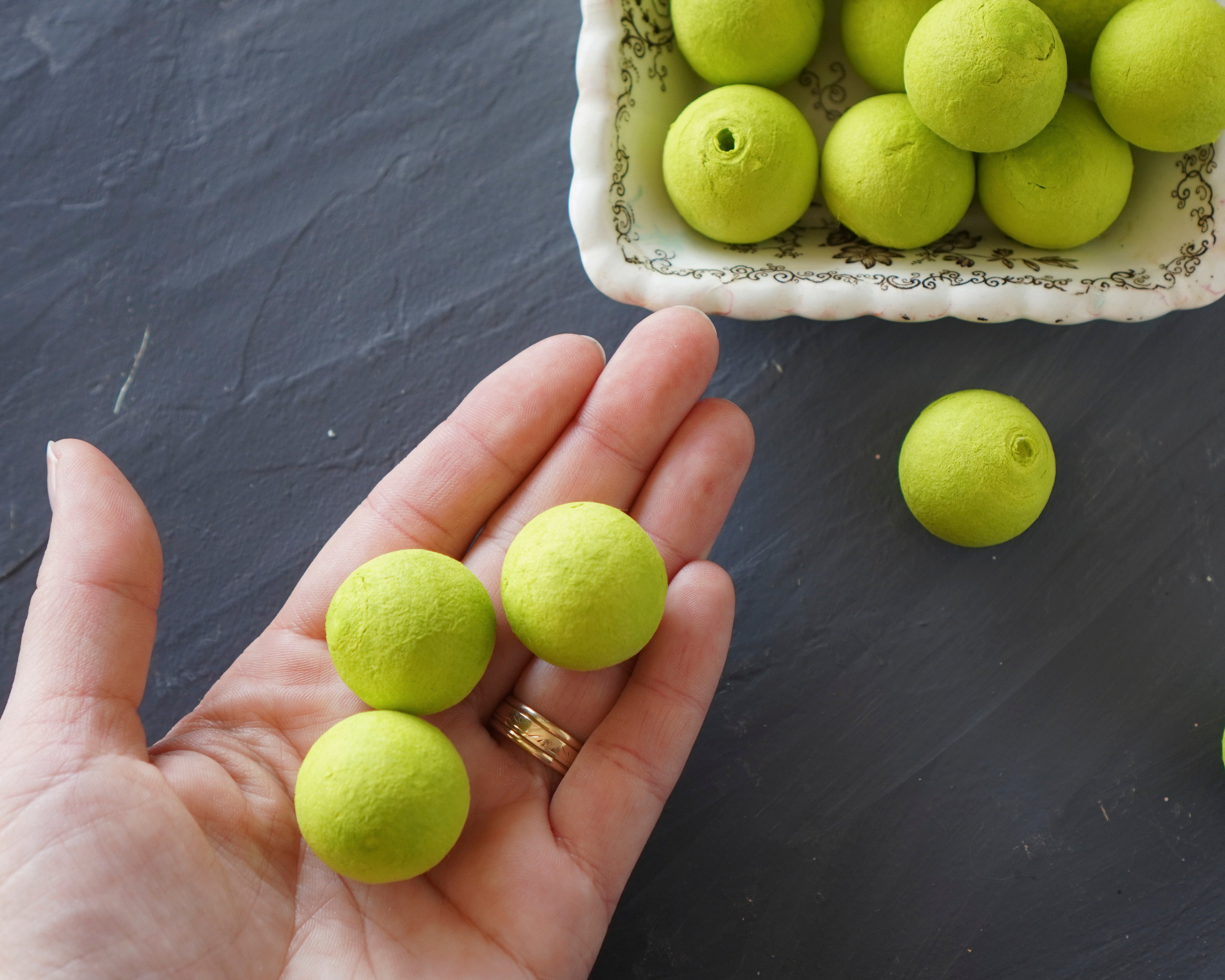 Elf Bodies - Lime Green Tinted 25mm Spun Cotton Balls, 12 Pcs.