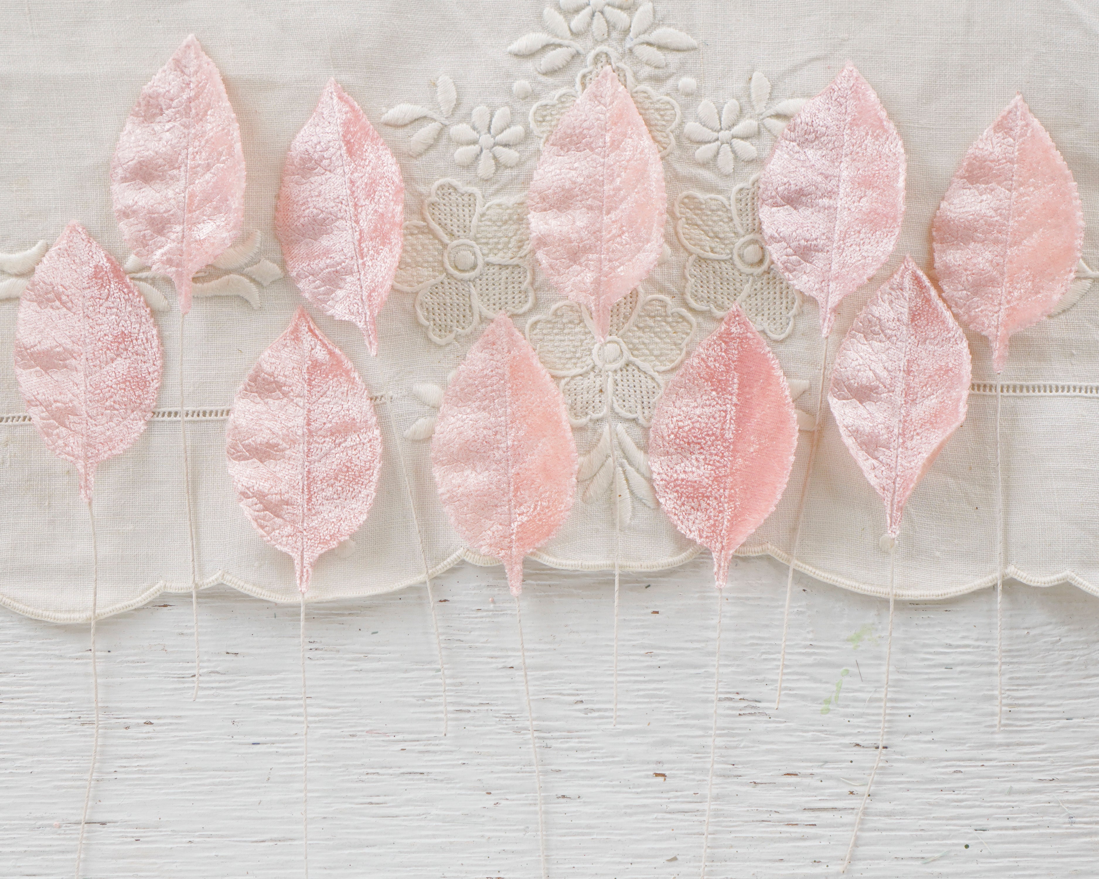 Pink Velvet Leaves, Large, 10 Pcs.