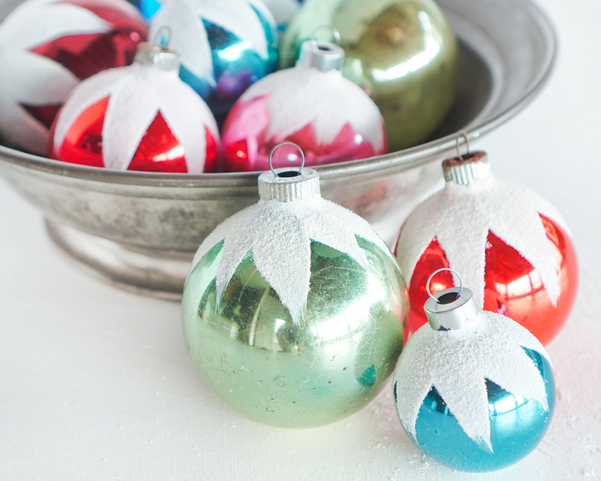 Snow Cap Christmas Ornaments - Embellishing Mercury Glass Balls with Paint and Glitter