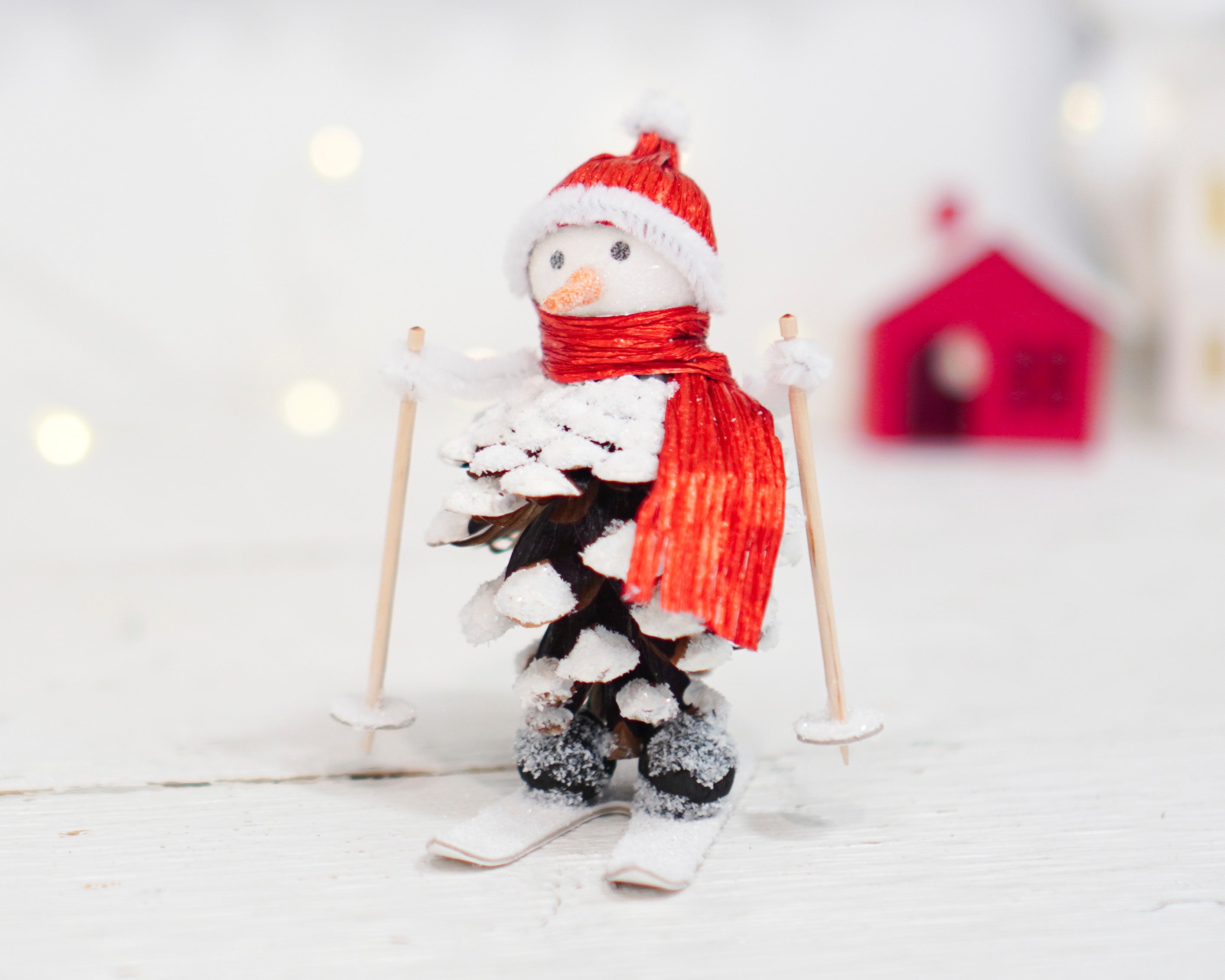 How to Make a Pine Cone Snowman on Skis!