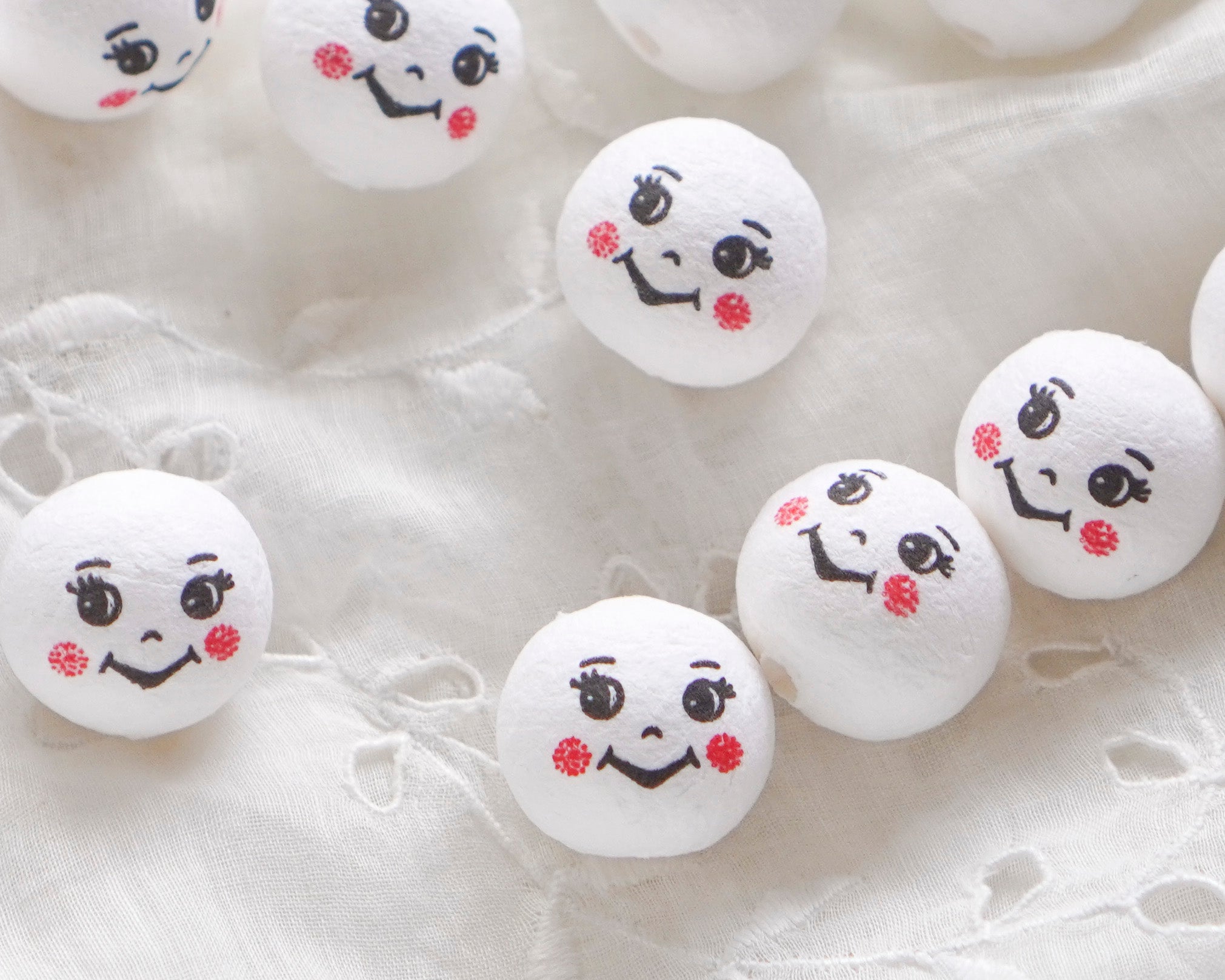 20mm Spun Cotton Heads: PIXIE - White Vintage-Style Elf / Pixie Heads with Faces, 12 Pcs.