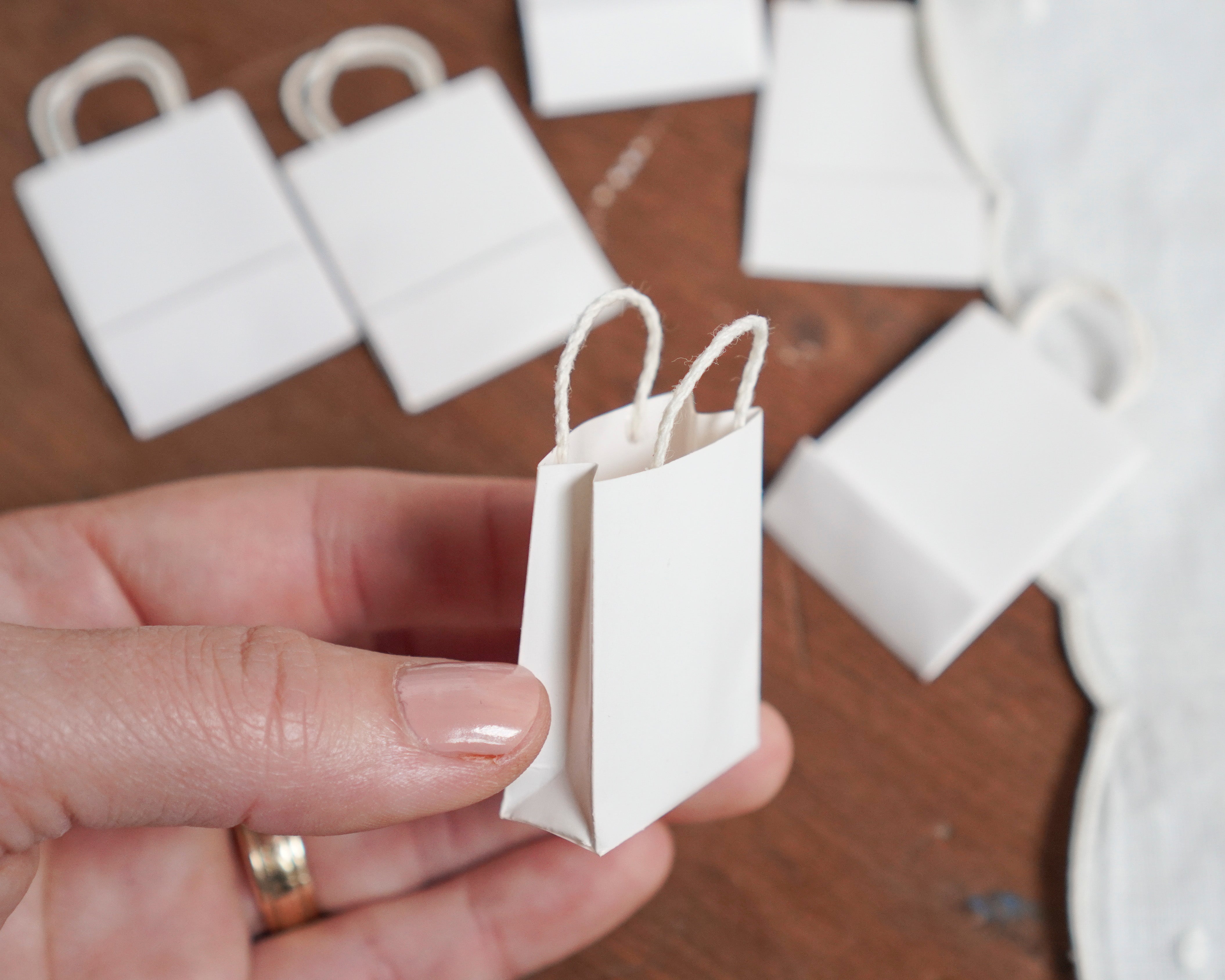 Miniature Shopping Bags - Tiny Dollhouse 1:12 Scale White Paper Gift Bags, 6 Pcs.
