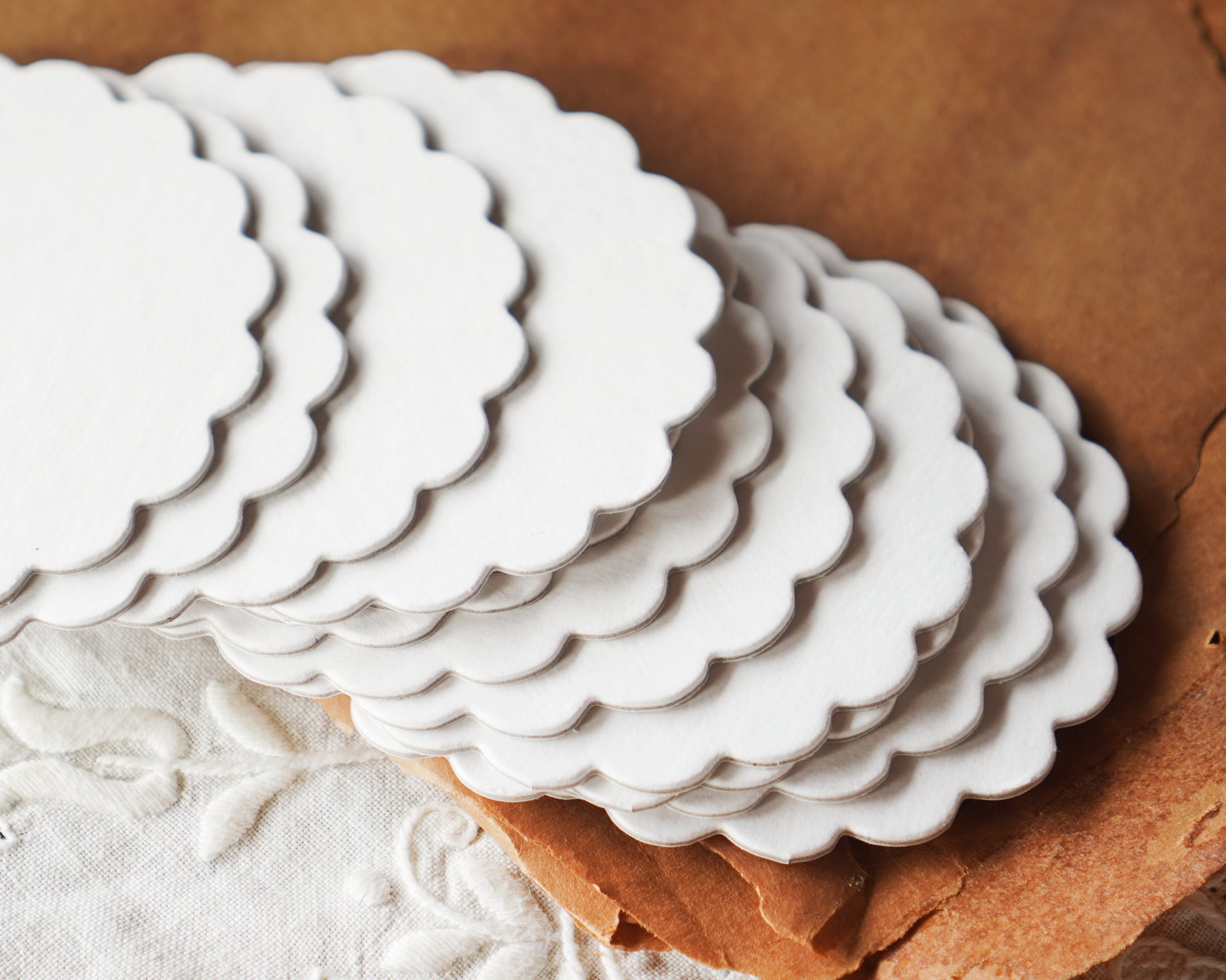 3-Inch Chipboard Craft Circles - Die Cut Scalloped Edge White Cardboard Rounds, 12 Pcs.