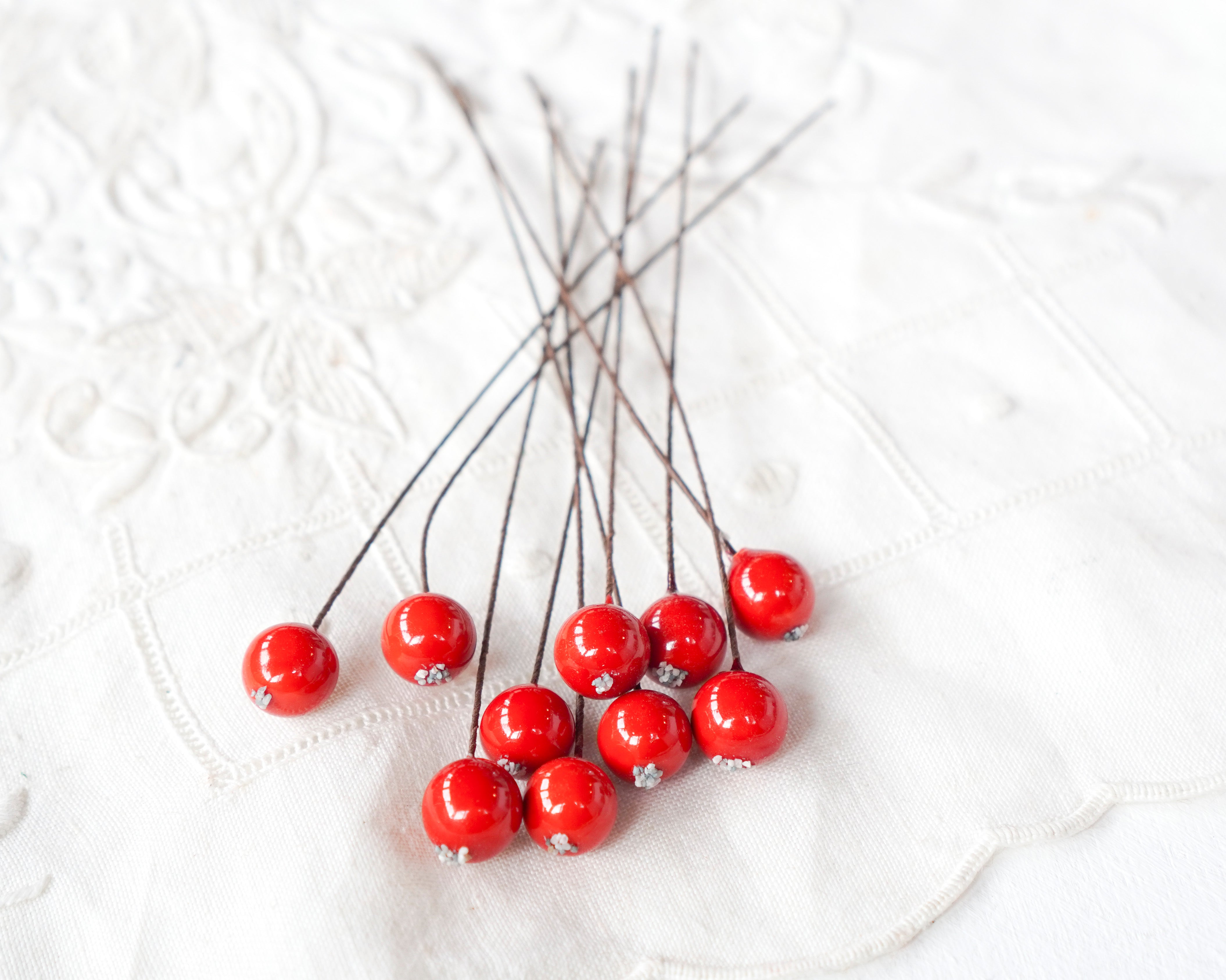 Red Berries - Mini Spun Cotton Berry Picks, 10 Pcs.
