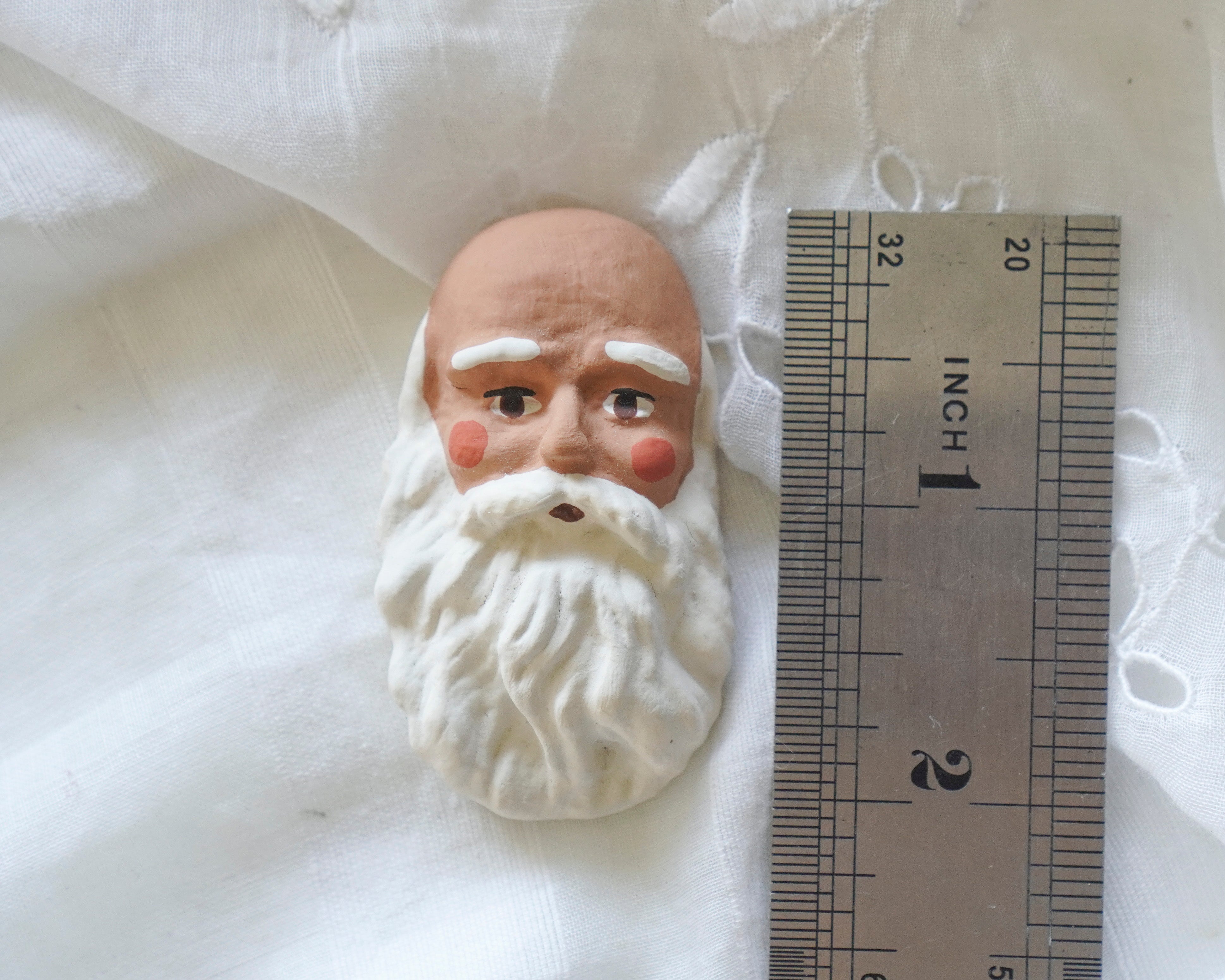 Old Fashioned Santa Face, 2" Brown, 1 Piece